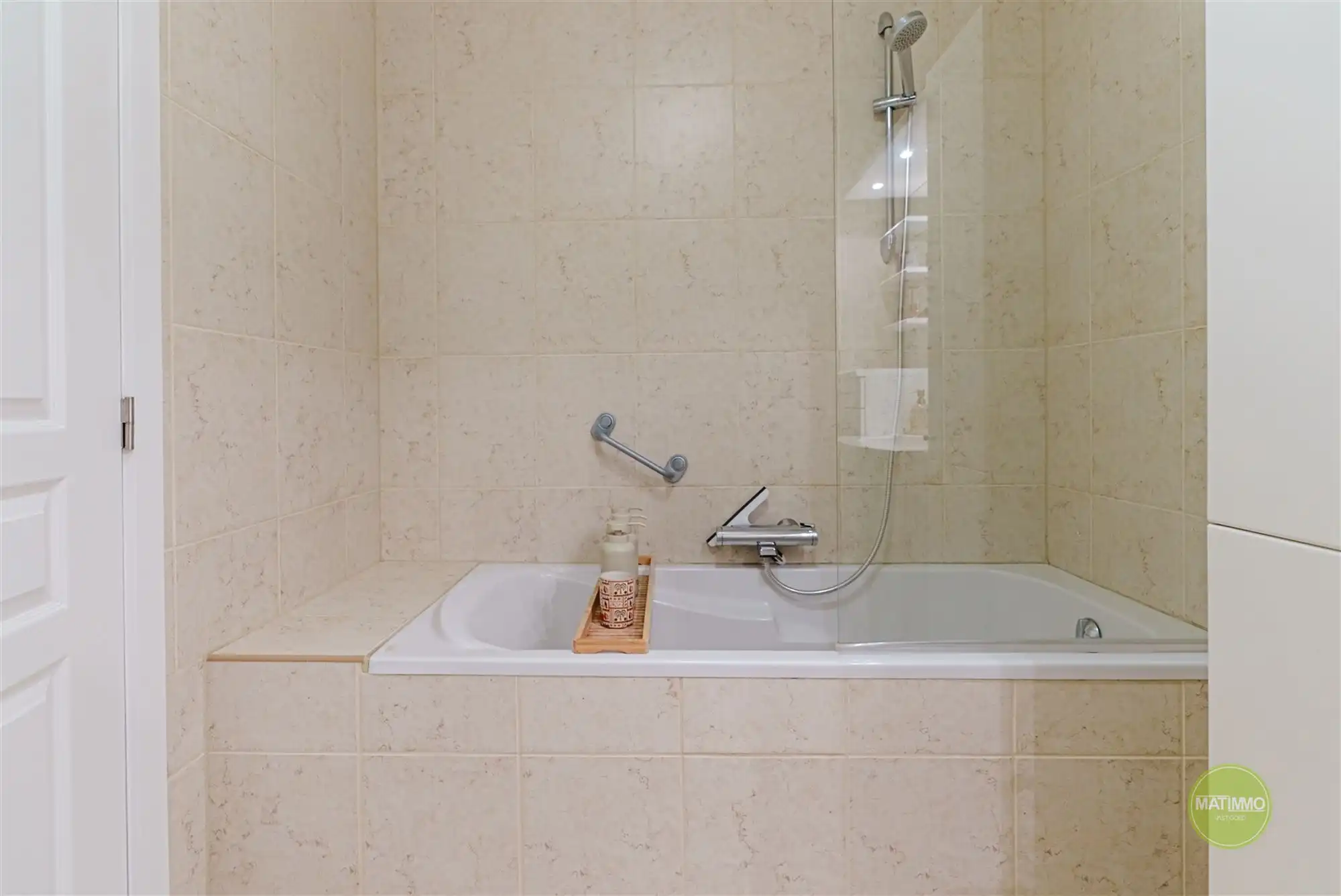 Energiezuinig appartement mét garagebox te Meerhout foto 12