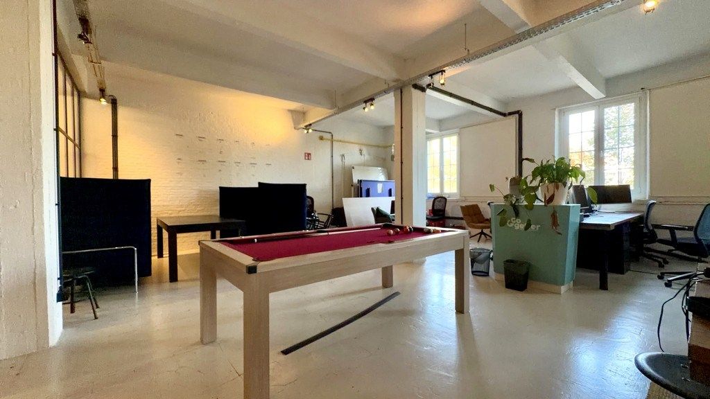 Kantoren te huur in gerenoveerd pakhuis La Cloche in Antwerpen foto 8