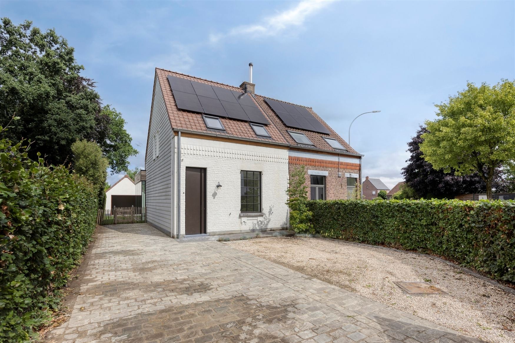 Gerenoveerde woning foto 3