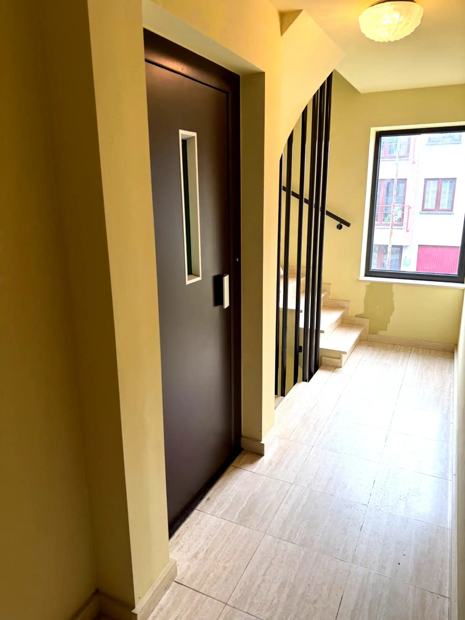 3 slaapkamer appartement op ideale locatie foto 3