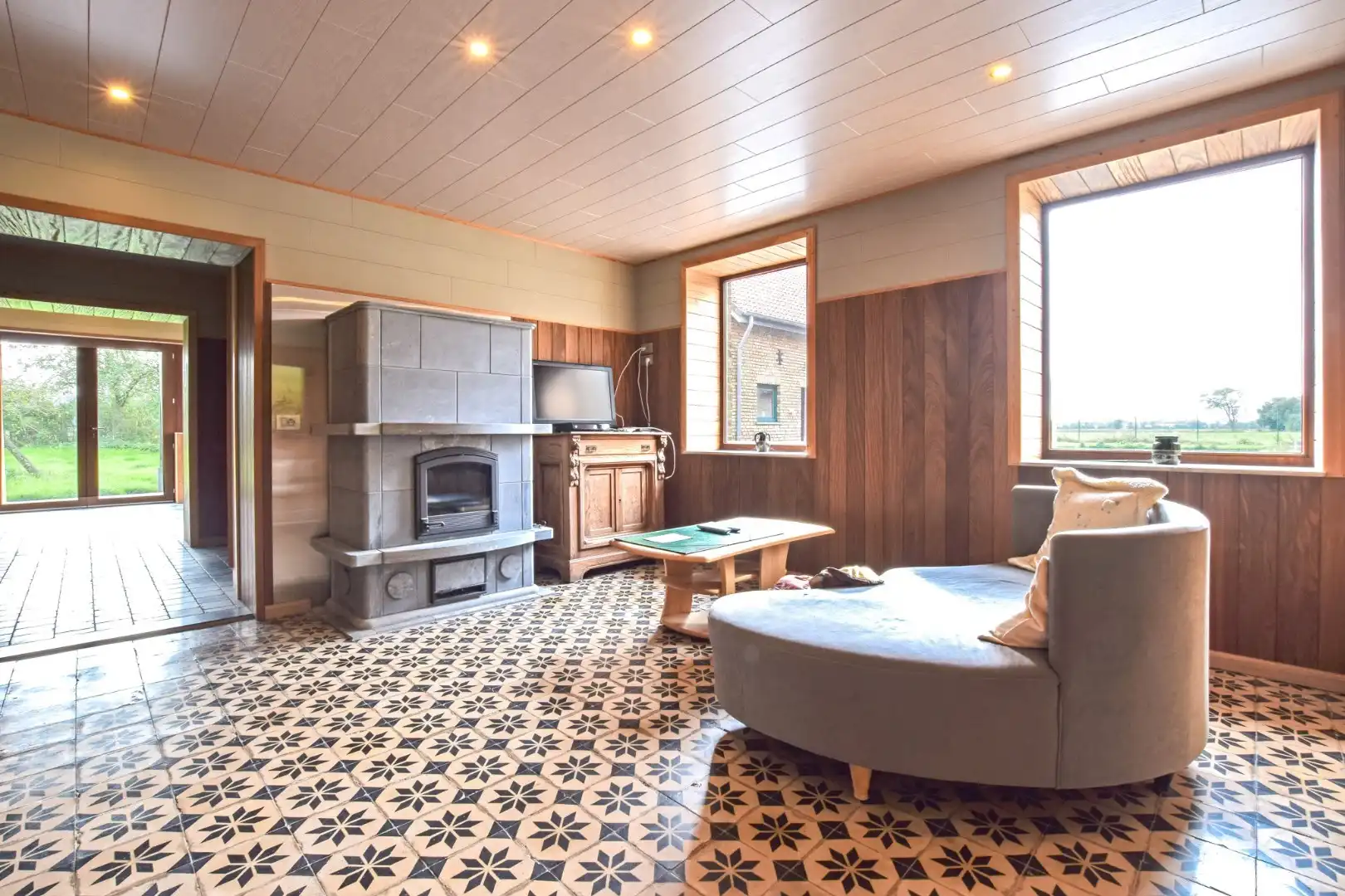 Uniek gelegen landhuis op 4334 m² gelegen te Diksmuide. foto 7