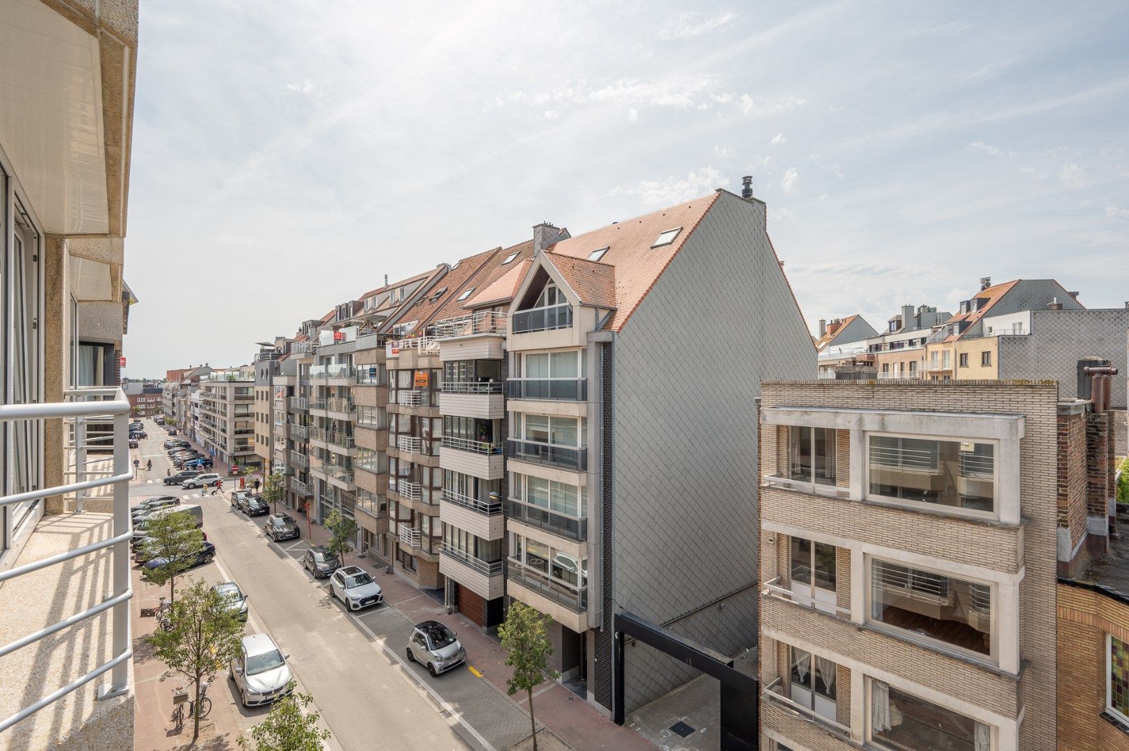 Subliem gerenoveerd appartement met 3 slpks. op topligging foto 11