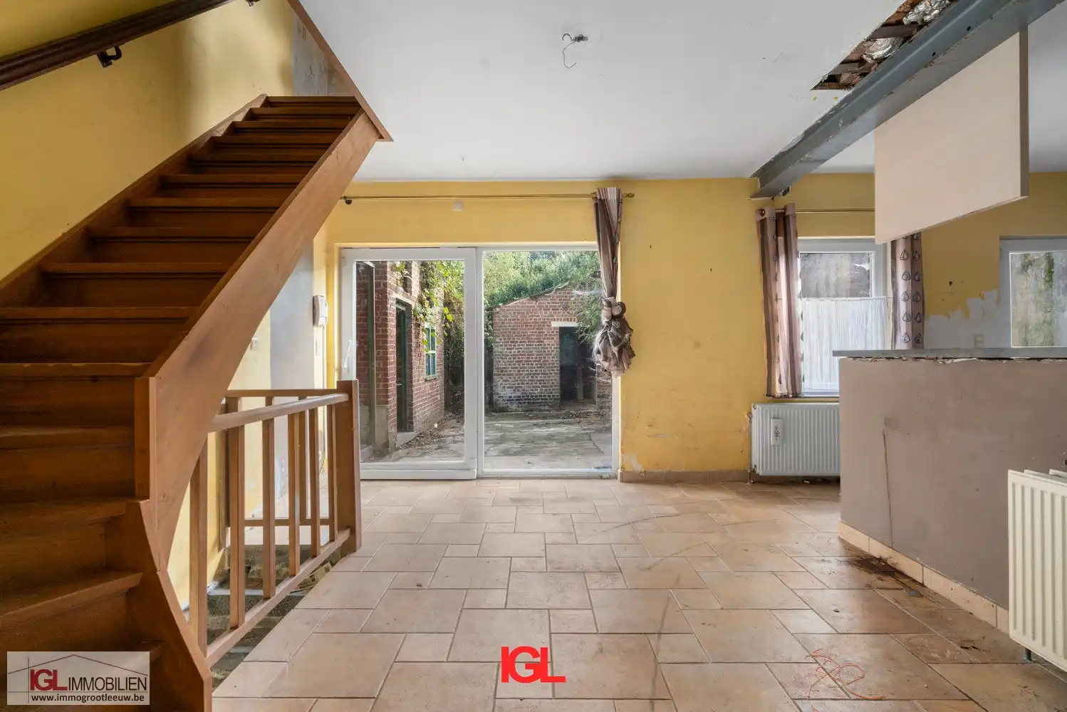 Te renoveren driegevel tegenover Beukenbos foto 5