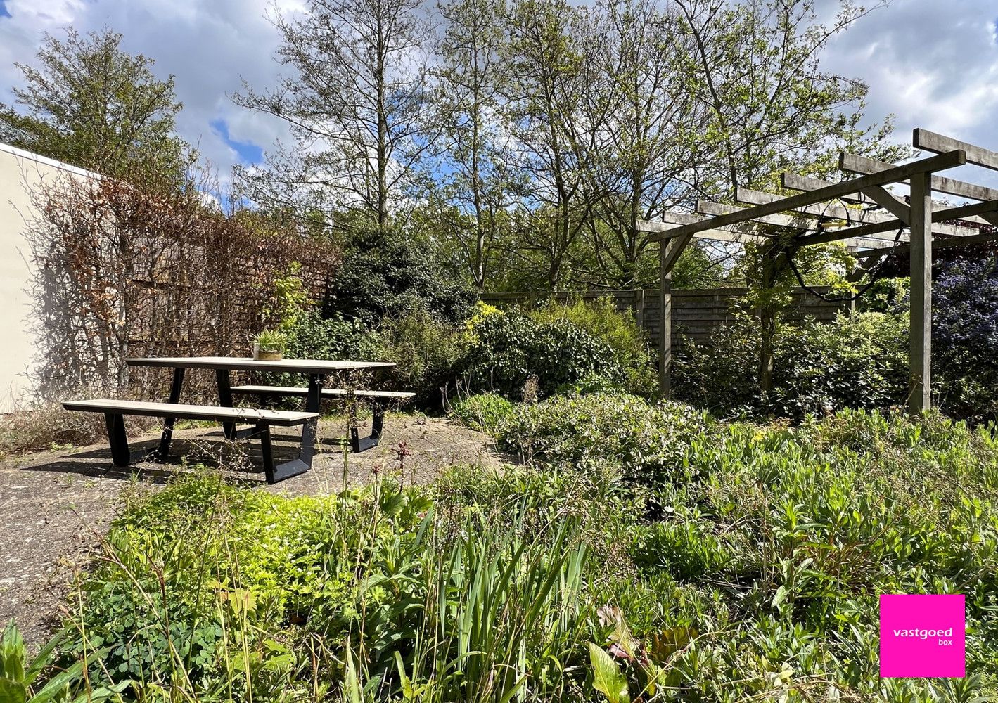 Gerenoveerde halfopen bel-étagewoning met tuin en grote garage, Oostende foto 26