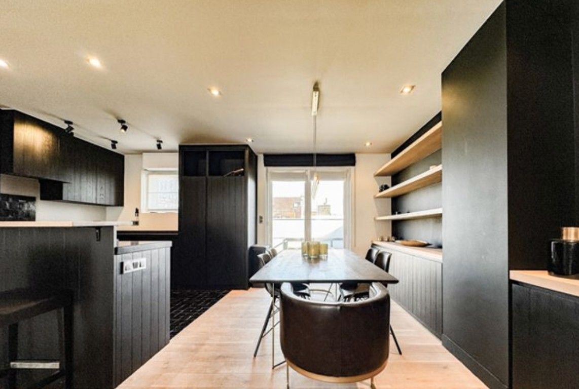 Lichtrijke en ruime penthouse nabij strand en Lippenslaan foto 6