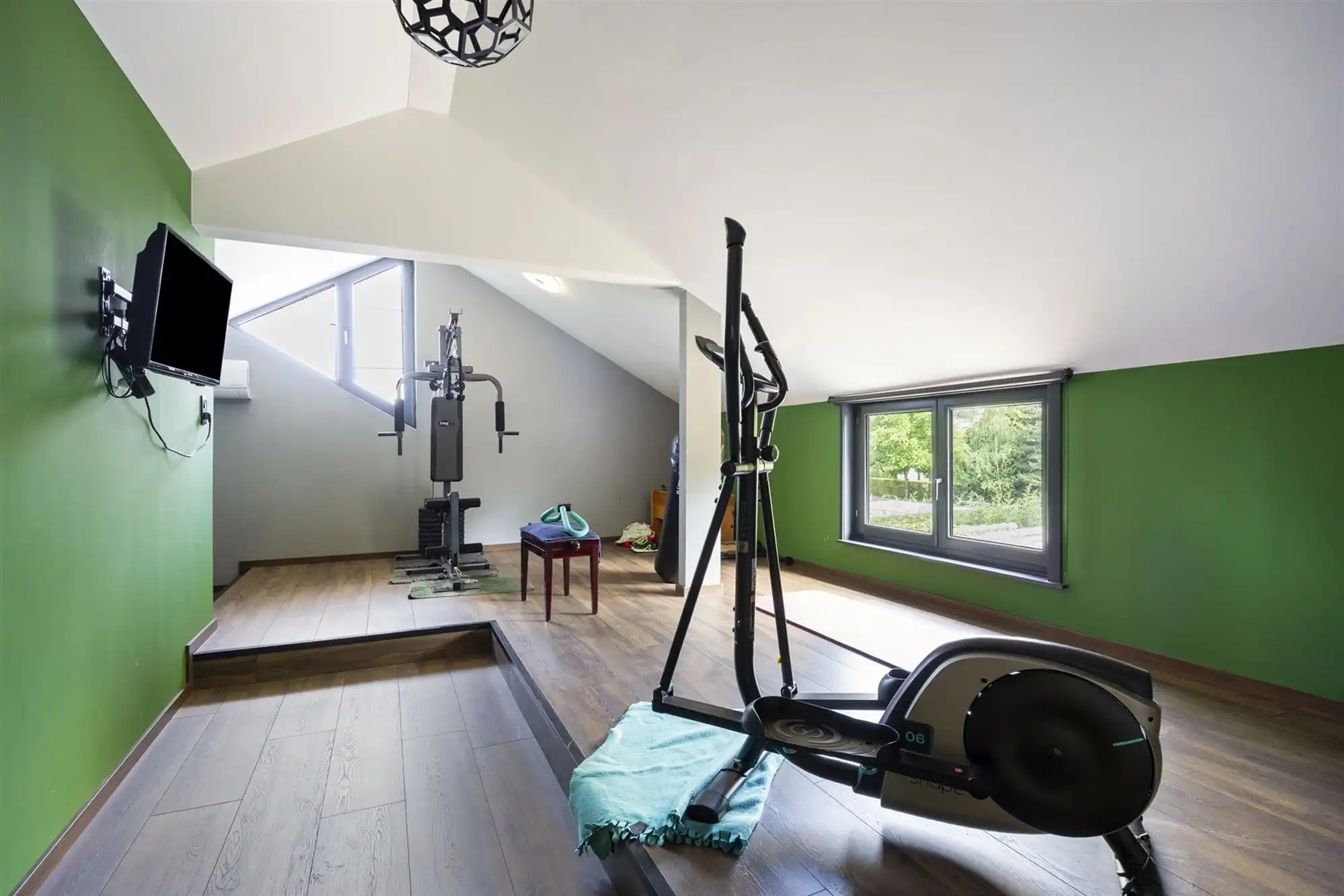 Verrassend ruime villa met klasse in een groene omgeving foto 54