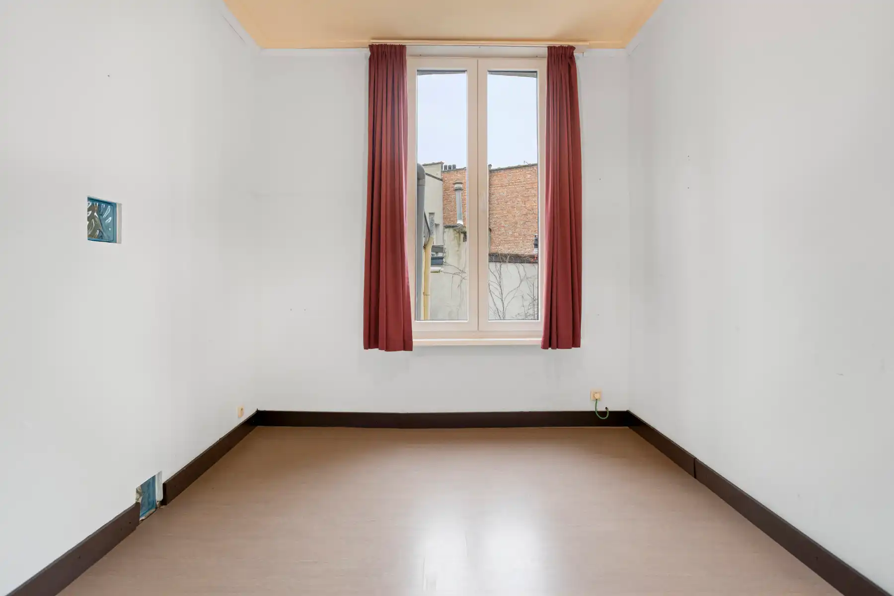 Woning met 6 slaapkamers. foto 13