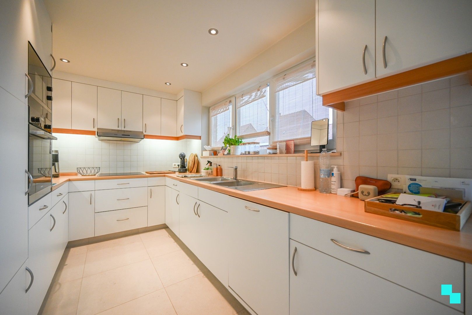 Charmante en energiezuinige woning in Wielsbeke! foto 5