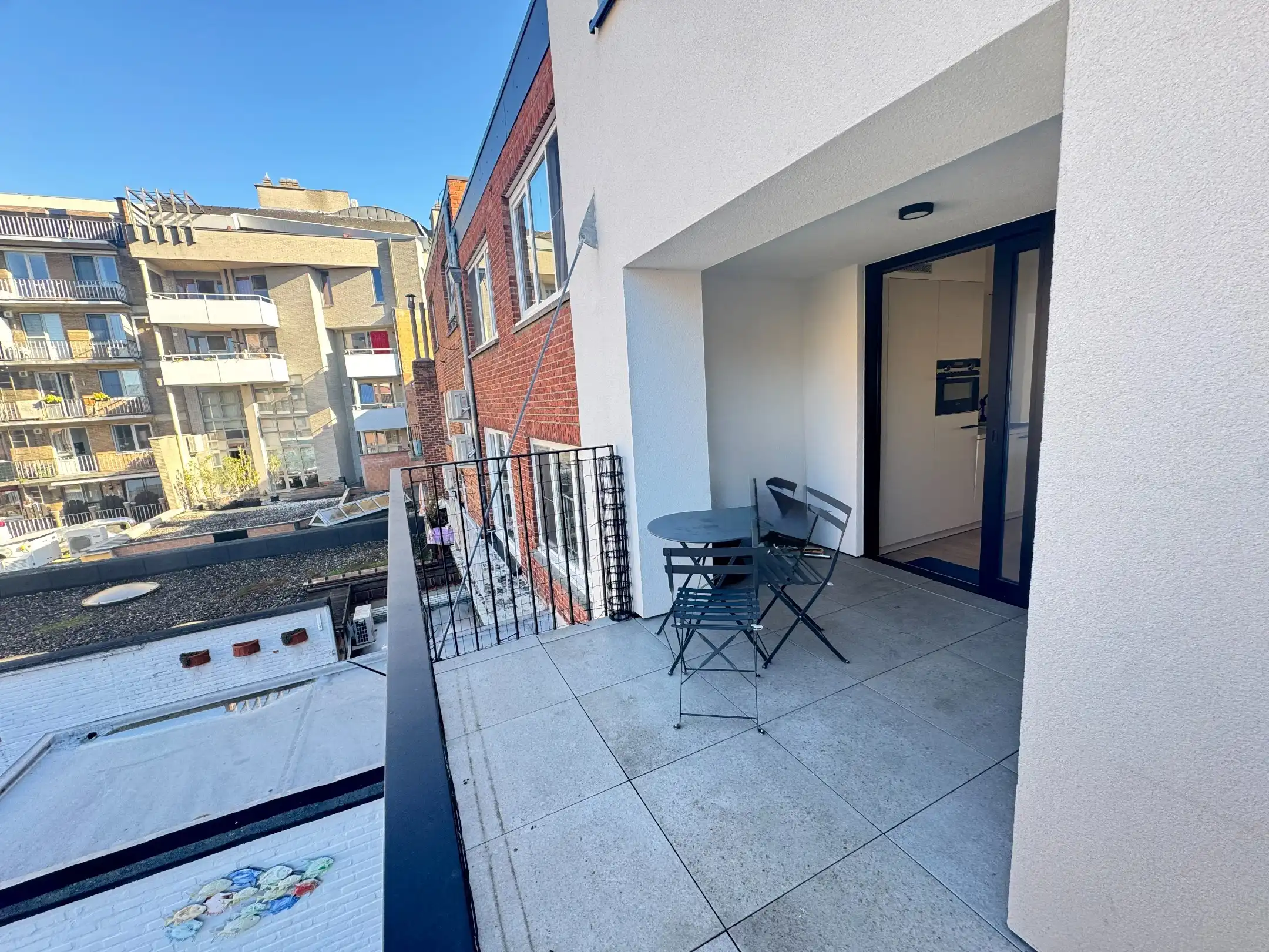 Prachtig gerenoveerd appartement in het centrum van Genk foto 11