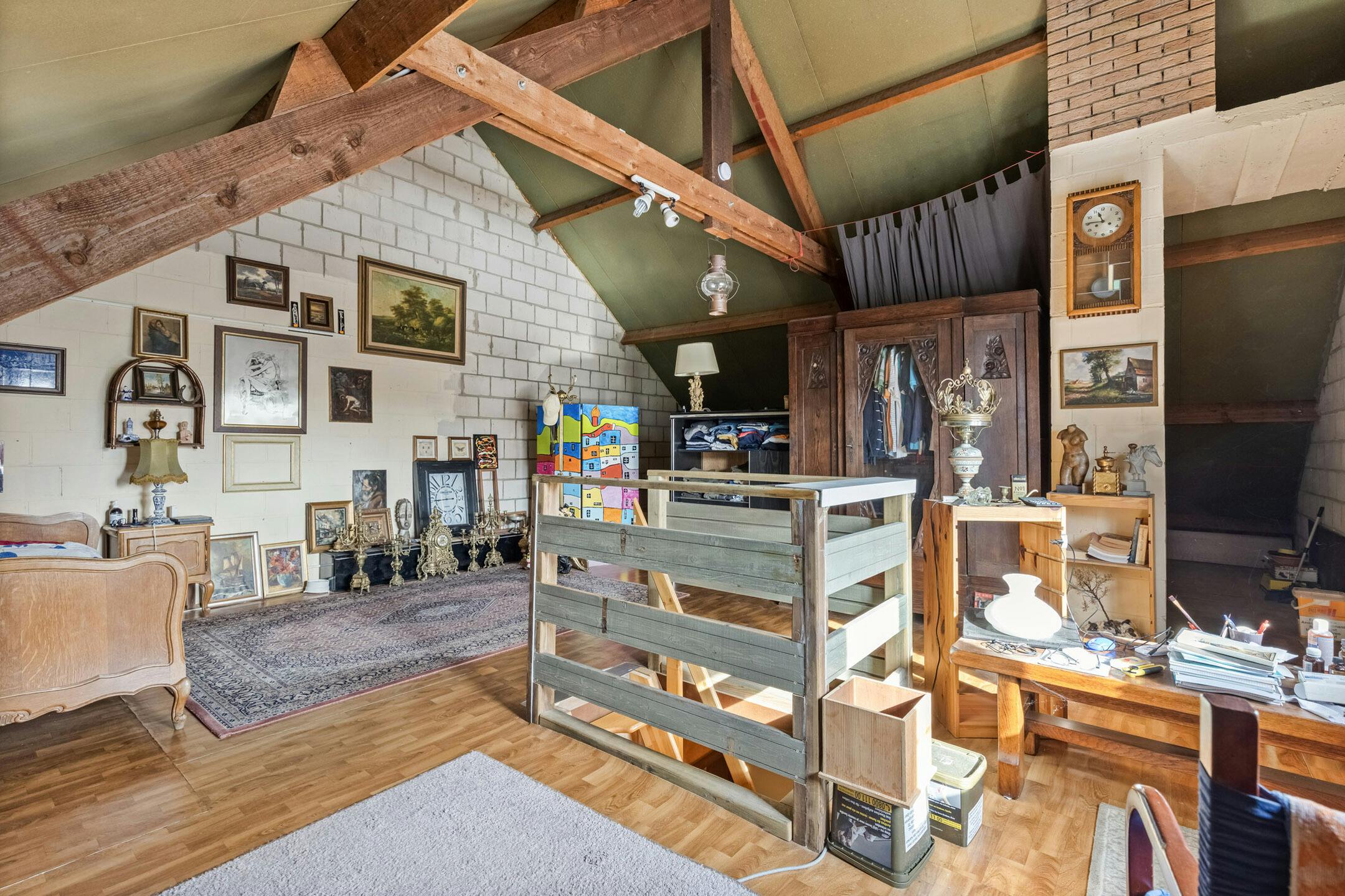 Ruime woning met 3 slaapkamers, garage en tuin in Berlare! foto 12