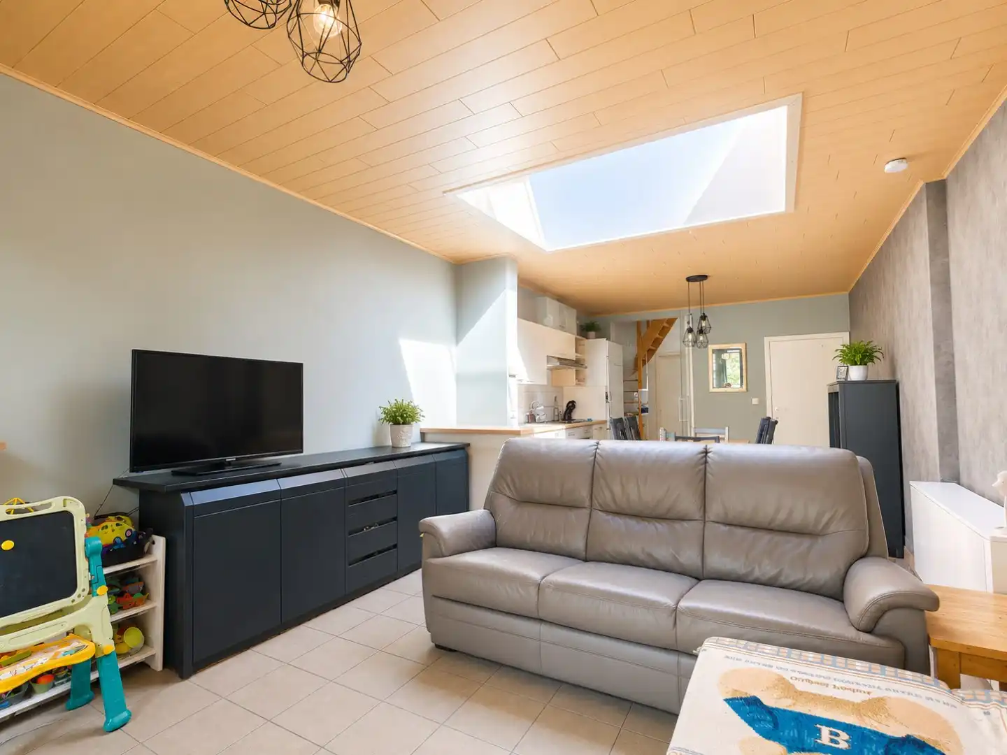 Rijwoning met tuin foto 2