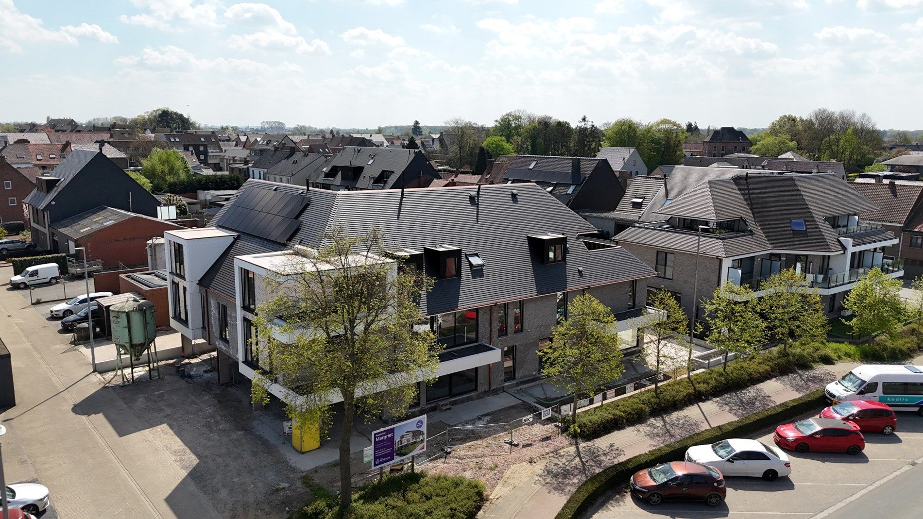 Nieuwbouwappartement met 2 slaapkamers en 2 terrassen in centrum Koekelare  foto 4