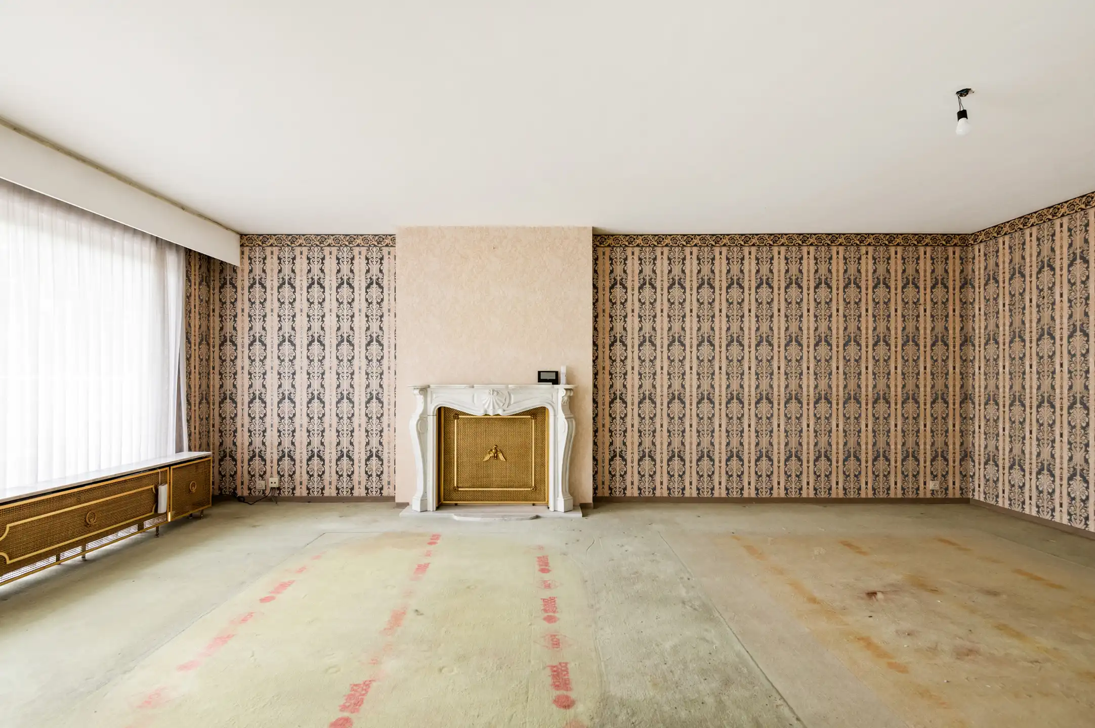 Ruim en uniek appartement met 4 slaapkamers foto 3