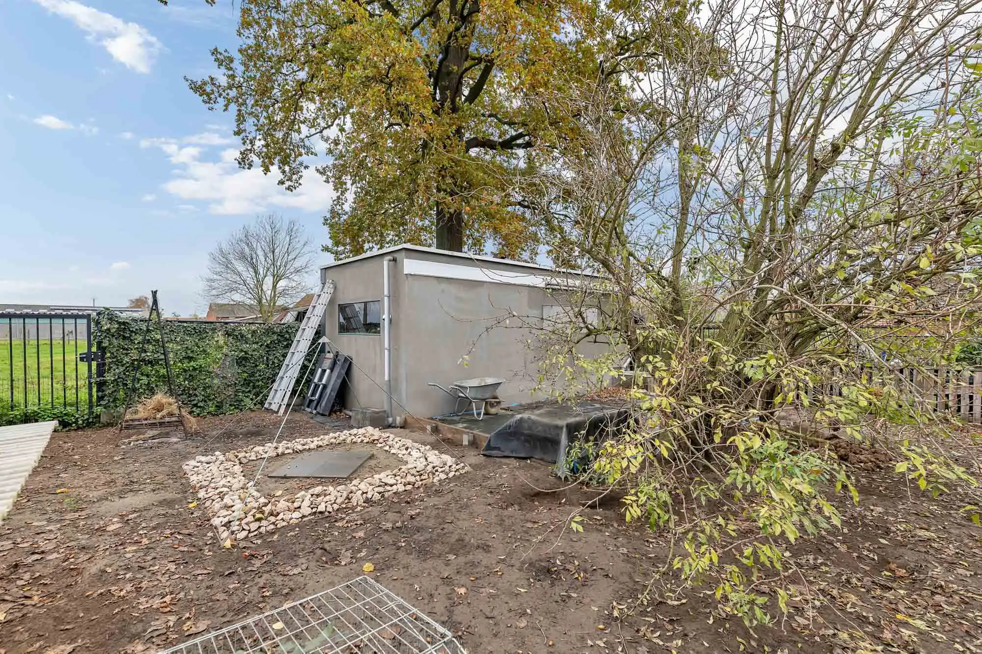 Projectgrond of totale renovatie met idyllisch uitzicht foto 13