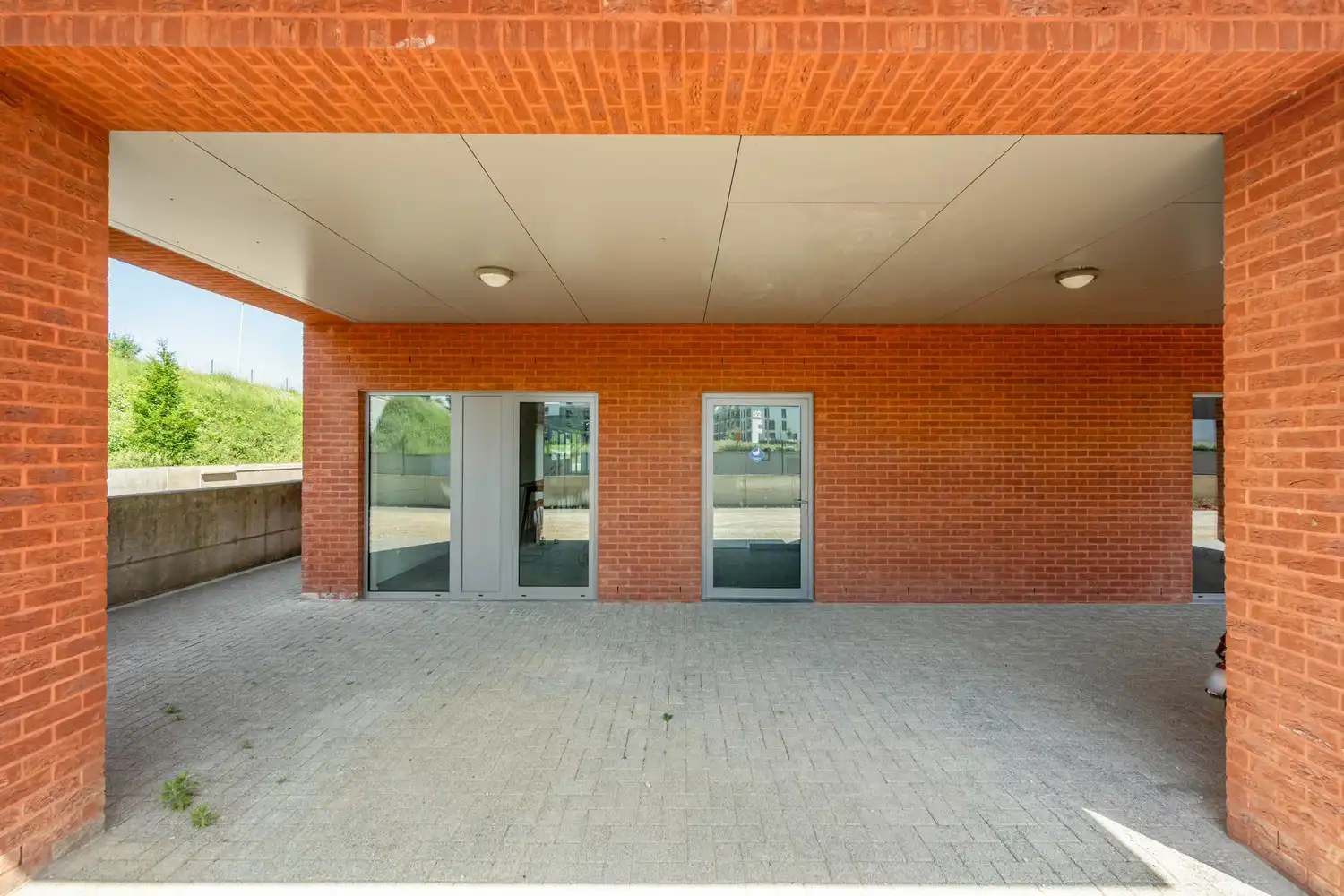 Modern en energiezuinig(A-label) appartement met 2 slaapkamers, een terras, een autostaanplaats en een kelder te Herent! foto 2
