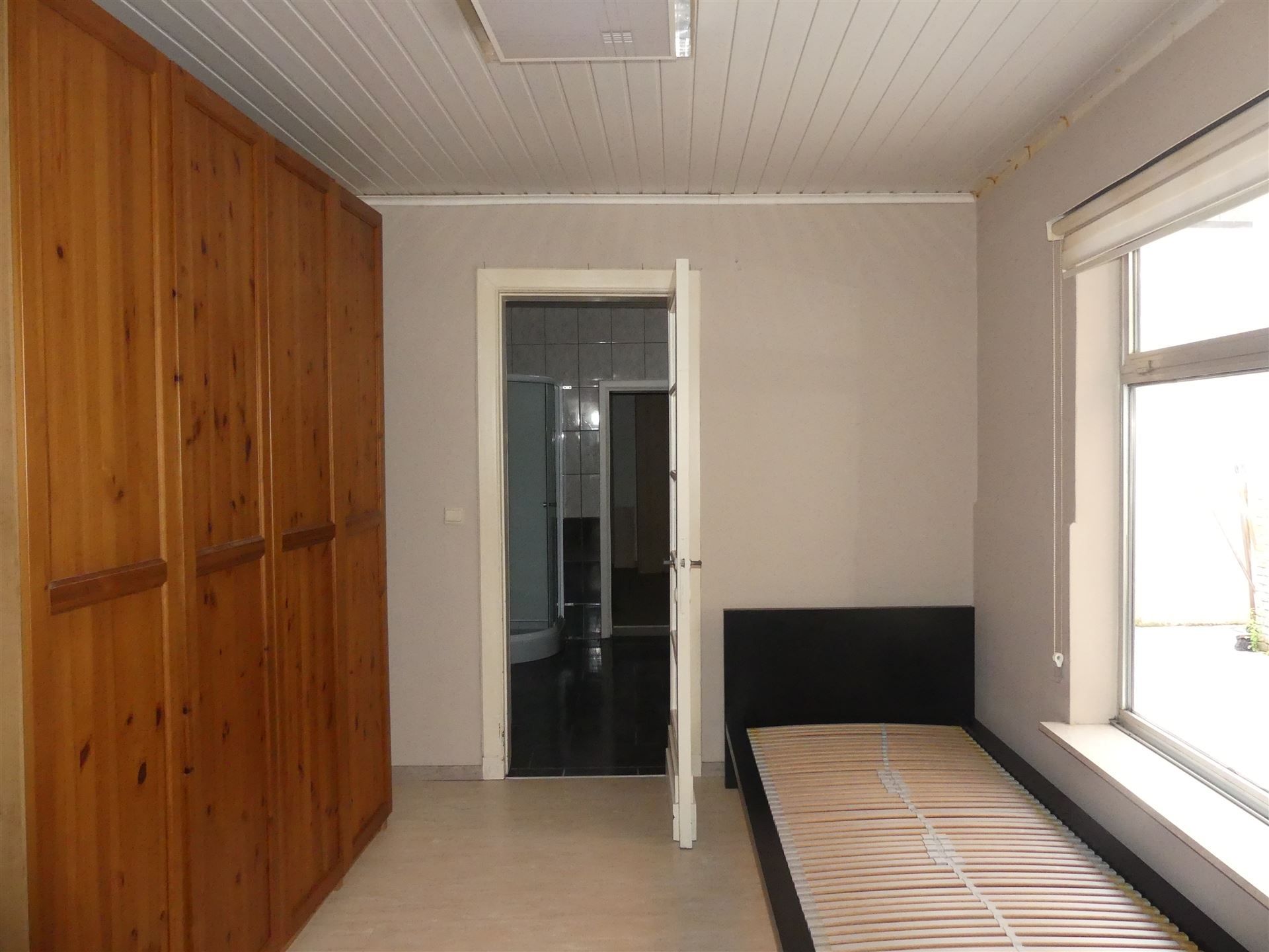 Opbrengstwoning bestaande uit 2 appartementen! foto 9