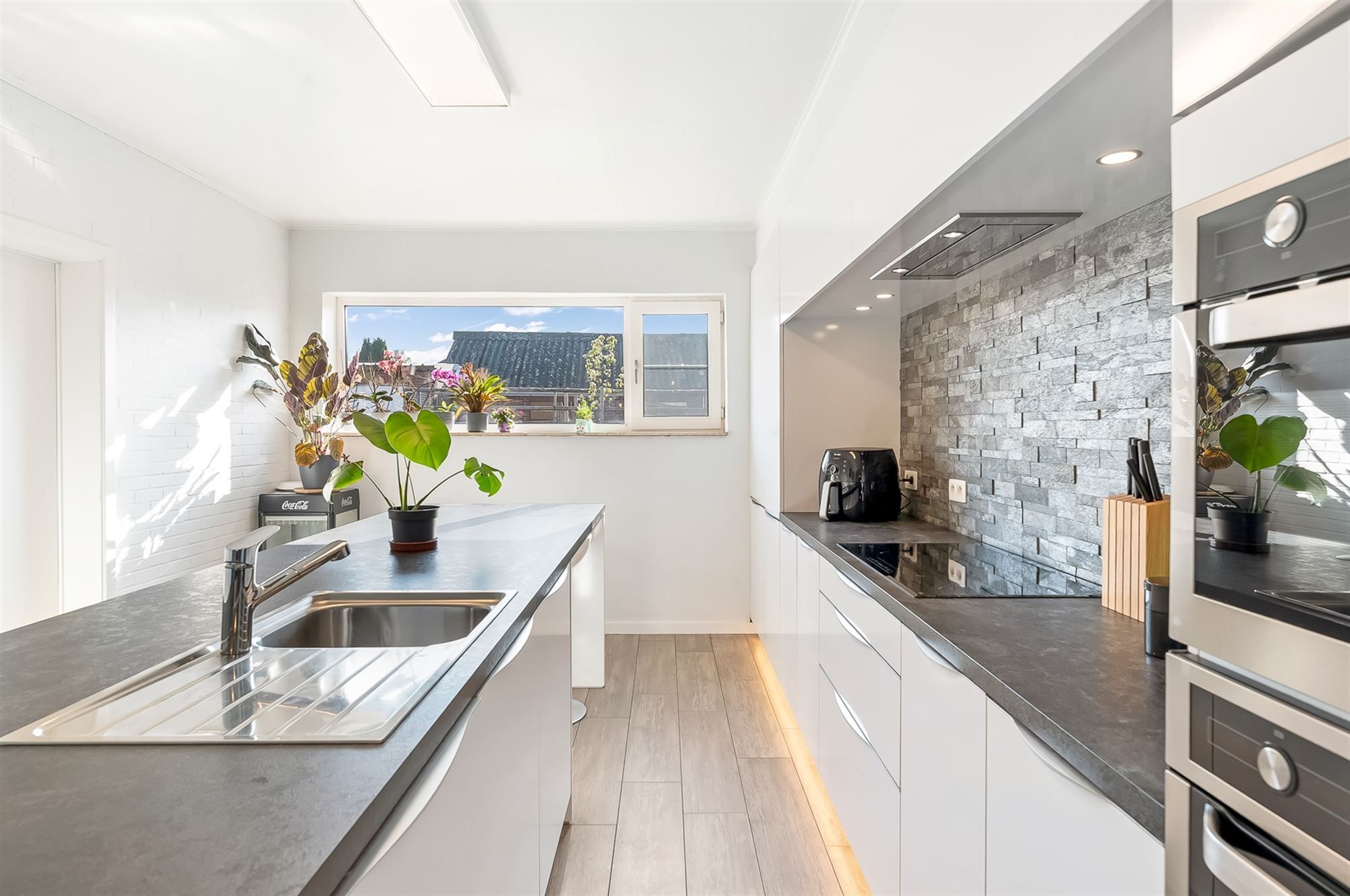 GERENOVEERDE WONING IN DOODLOPENDE STRAAT foto 7