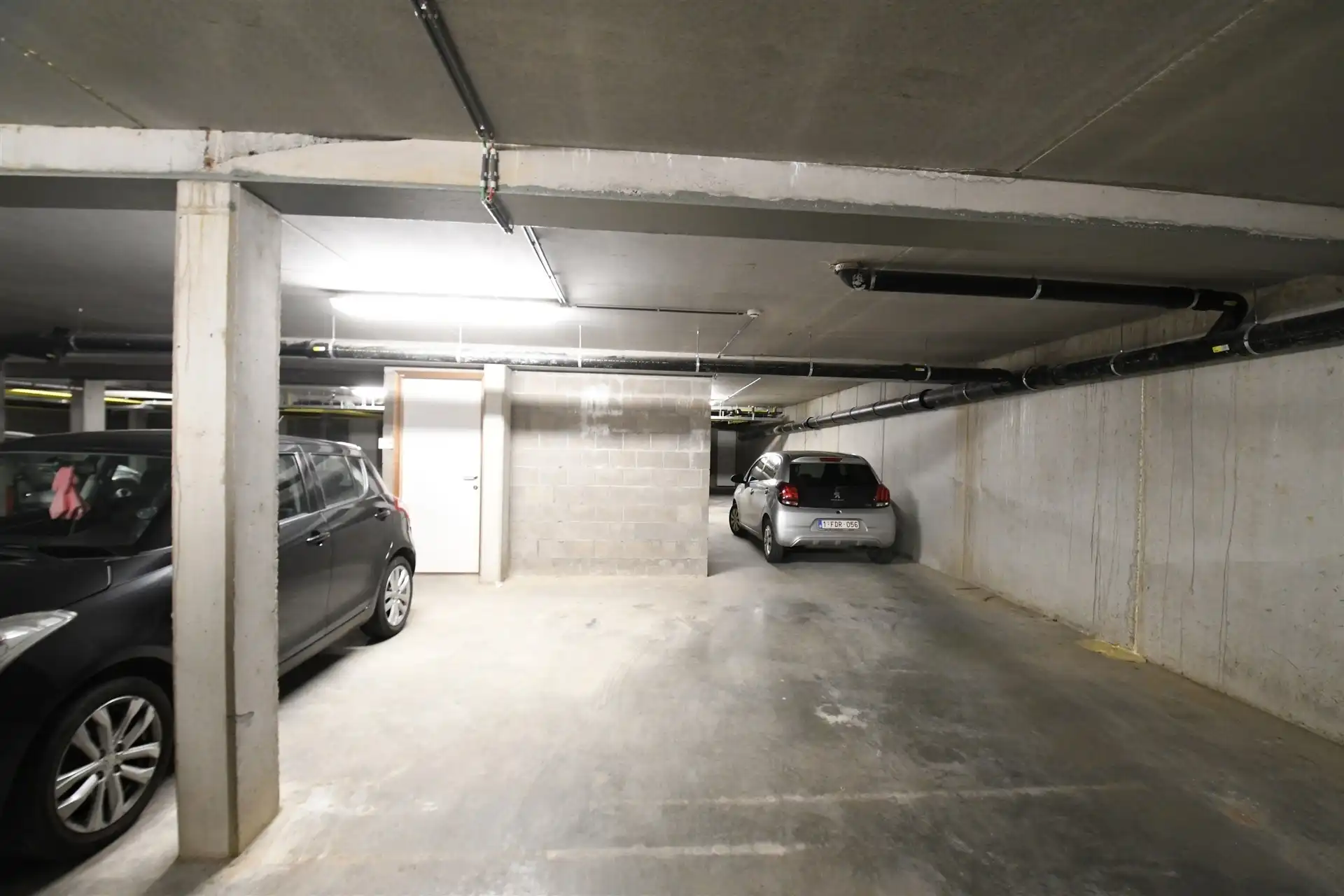 Appartement met 2 kamers en mooi terras nabij centrum foto 10