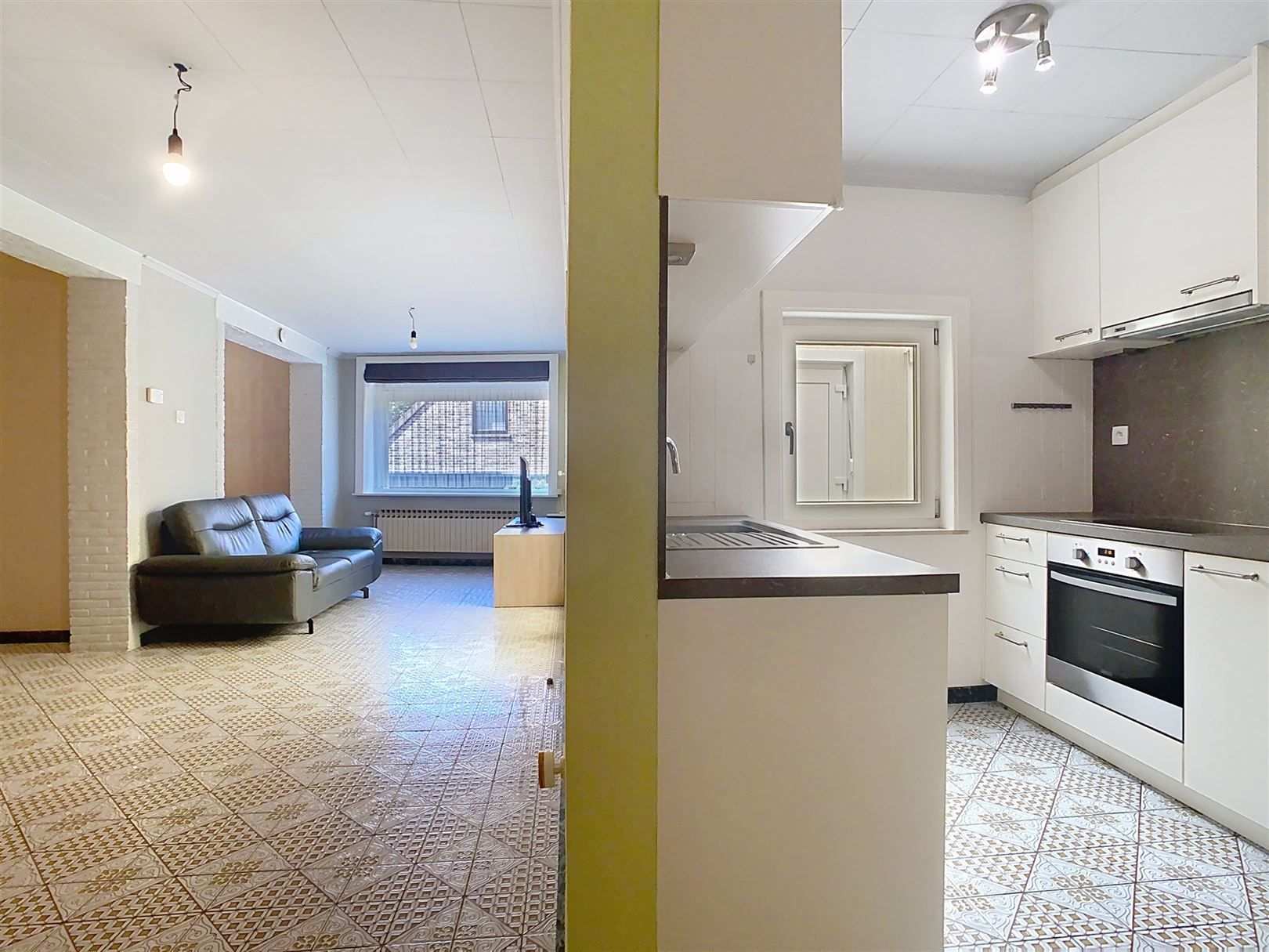 Gezellige woning, 2 slpks, terras/koer, garage, 2a 77ca  foto 15