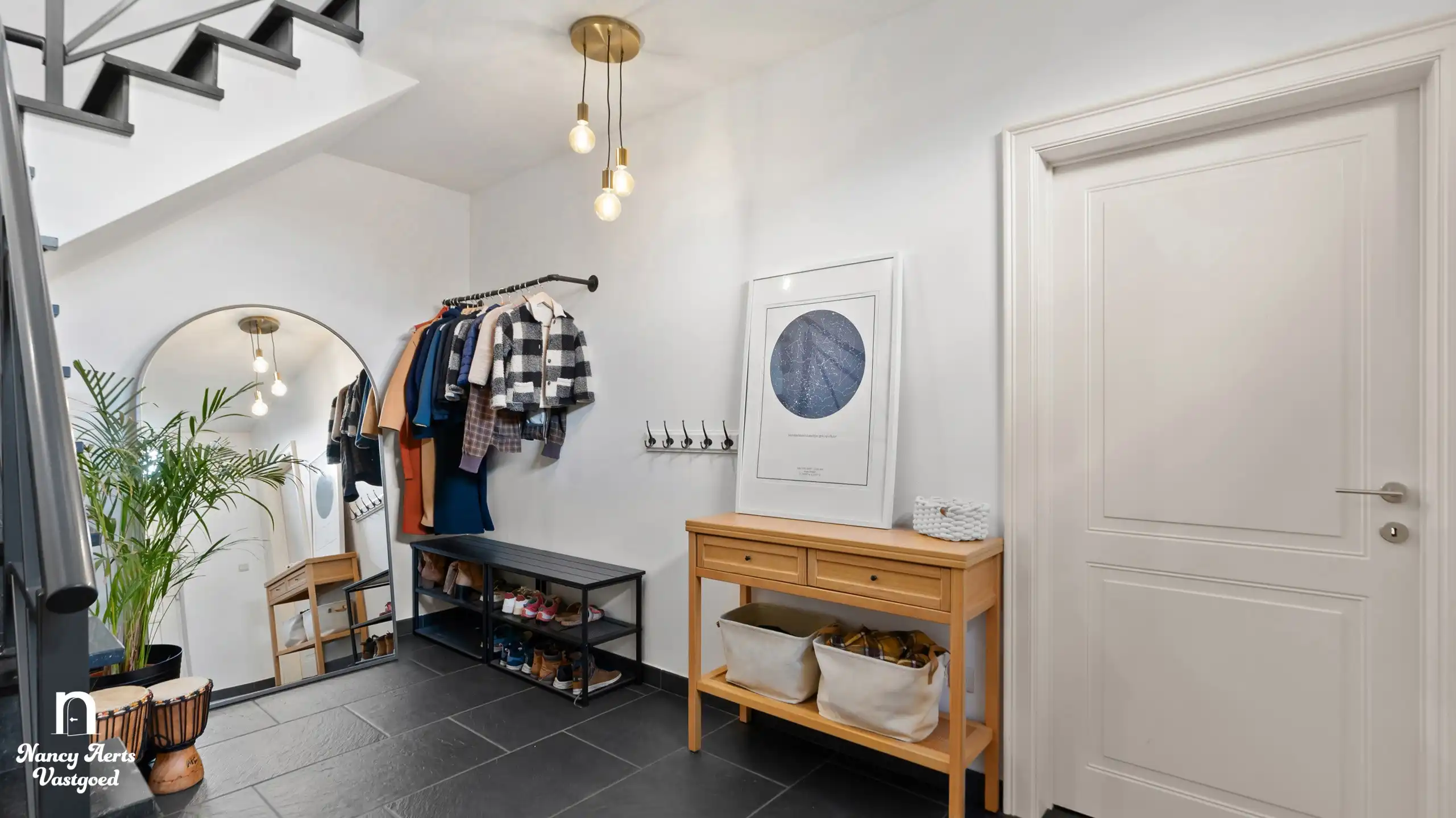 Verrassend ruime woning met aparte studio op rustige locatie foto 24