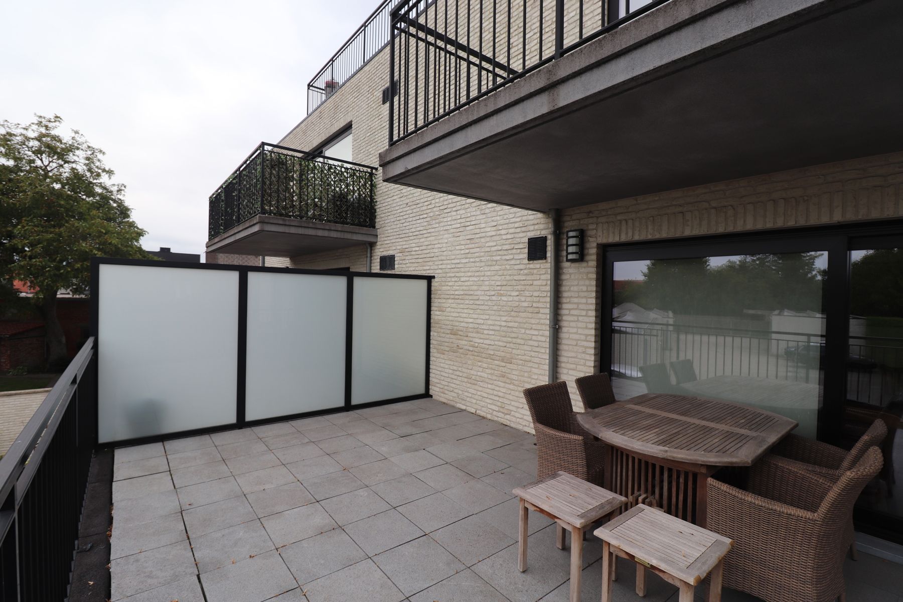 Appartement op de eerste verdieping met lift, terras en garage. foto 7