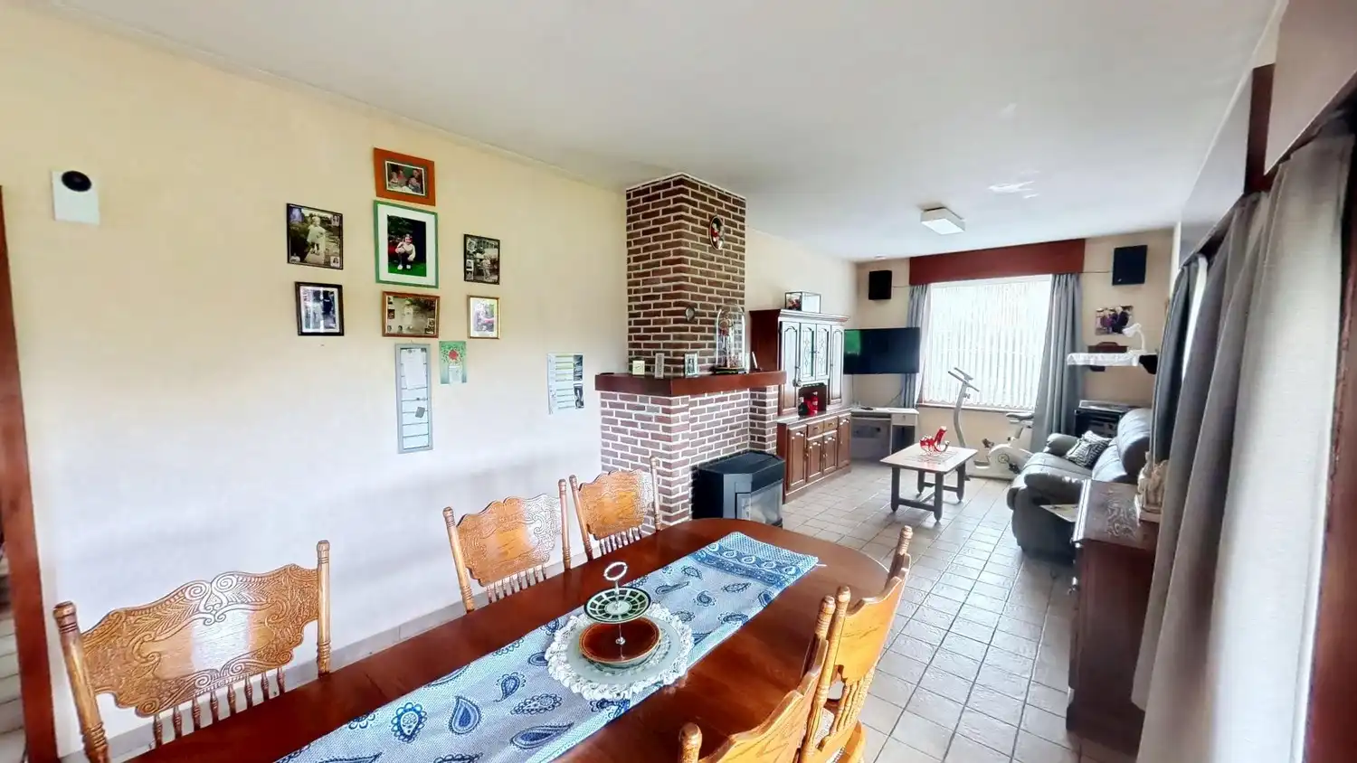 Veelzijdige woning met ruime opslagmogelijkheden te koop! foto 5
