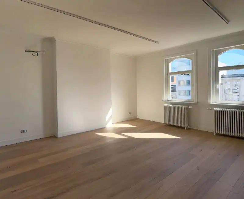 Prestigieuze kantoorruimte te huur foto 8