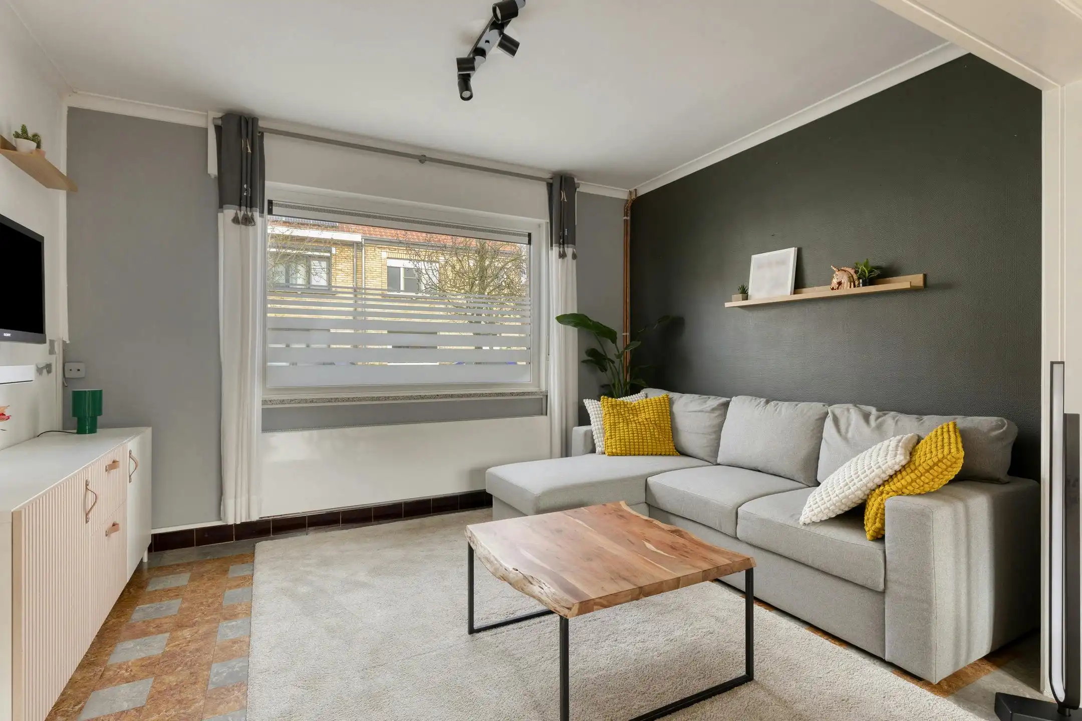 Instapklare gezinswoning met gezellige tuin in Torhout foto 4