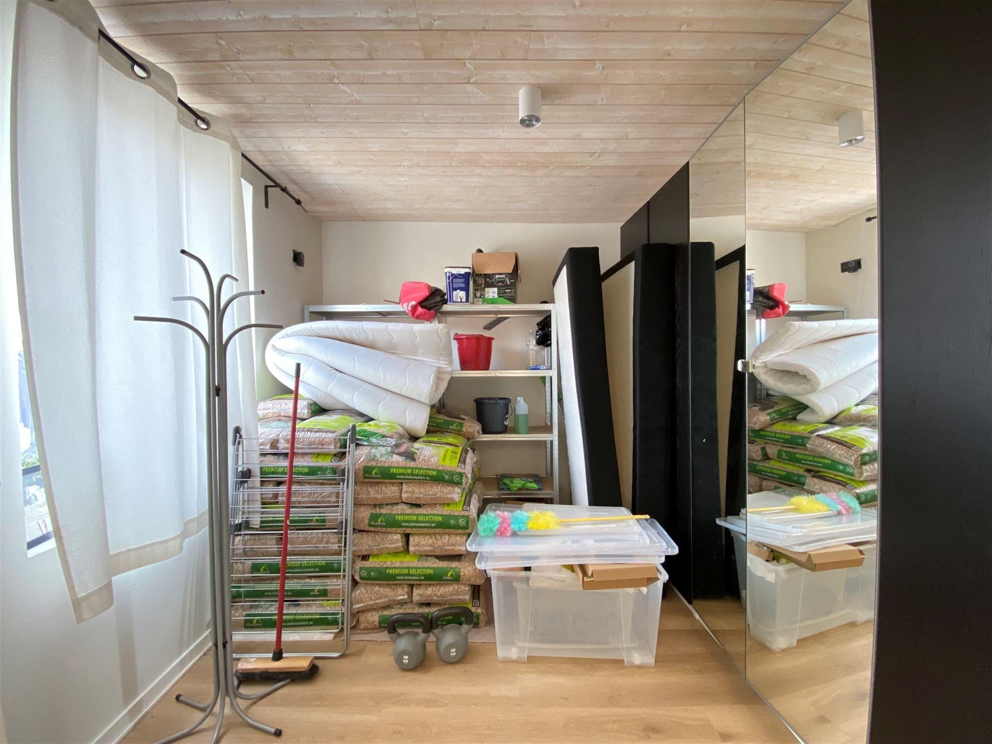 Gerenoveerde woonst met 1 slaapkamer  foto 11