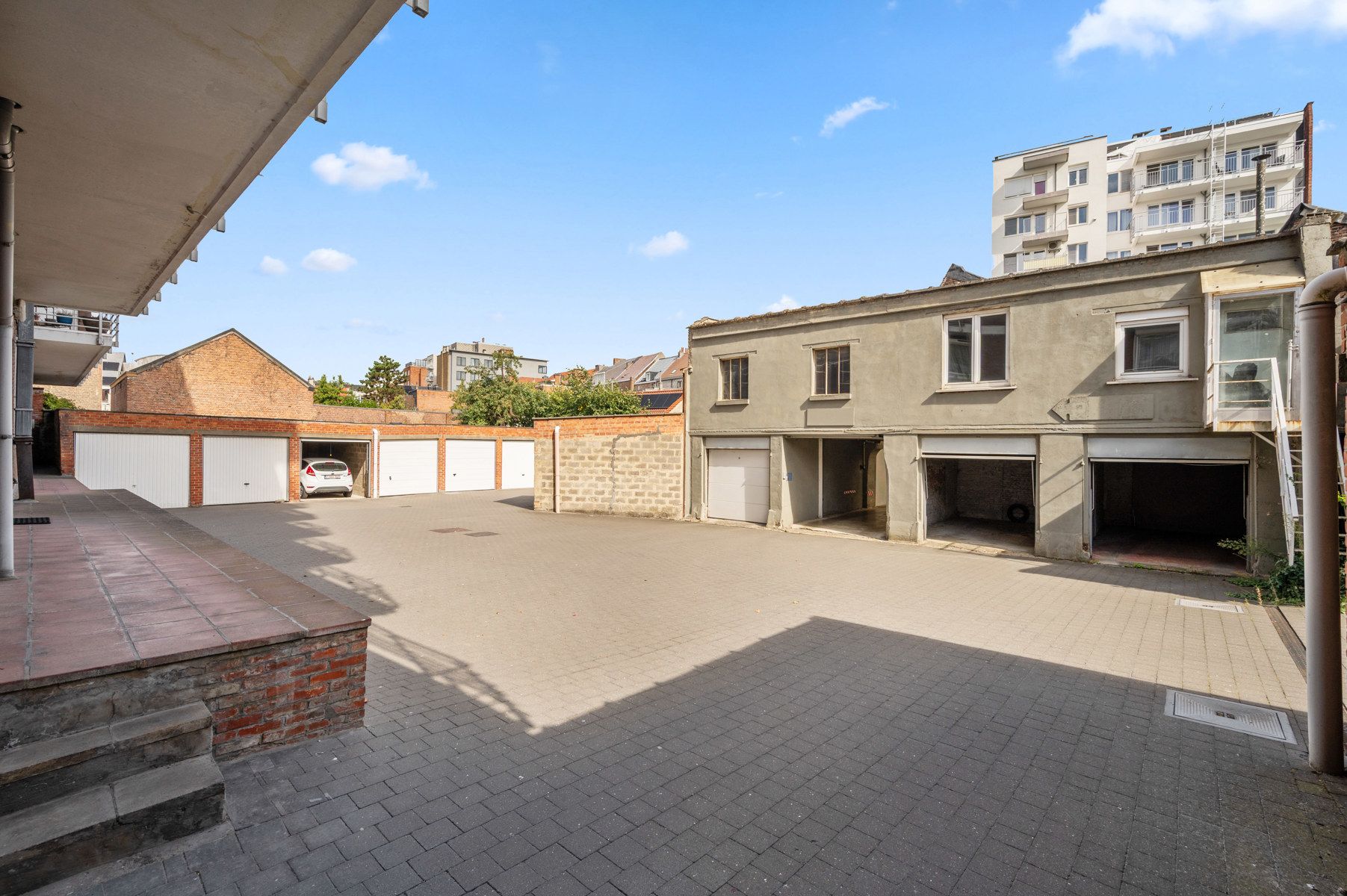 Herenhuis + handelsruimte + 7 autostaanplaatsen te MECHELEN foto 35