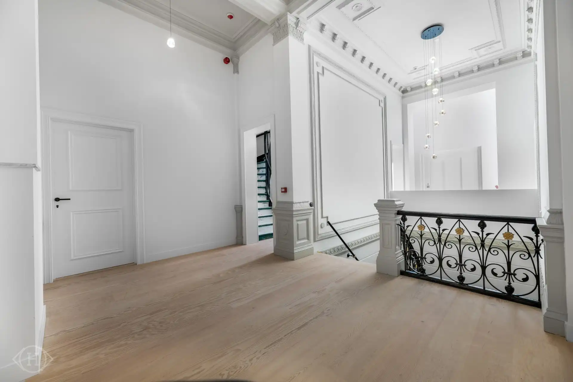 Lichtrijk appartement gelegen op de Bondgenotenlaan foto 16