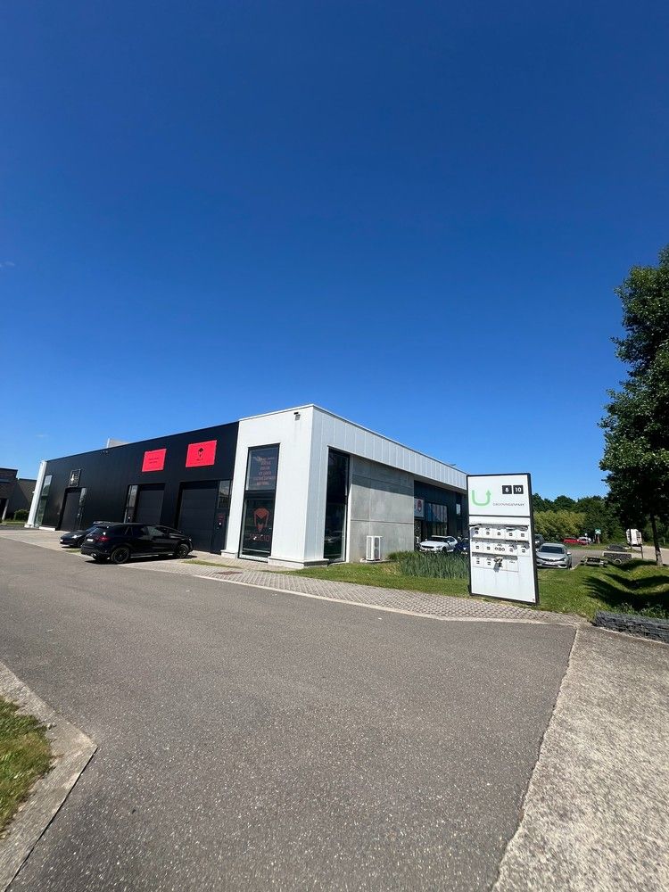 KMO-unit met showroom foto 19