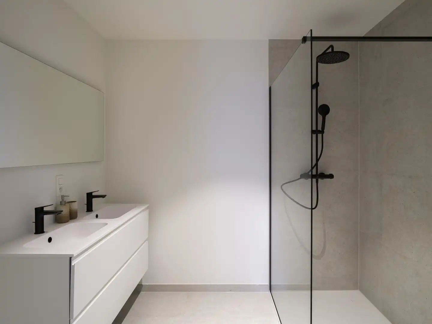 Nieuwbouwappartement met 2 slaapkamers te Kristus-Koning (6% BTW Mogelijk) foto 14