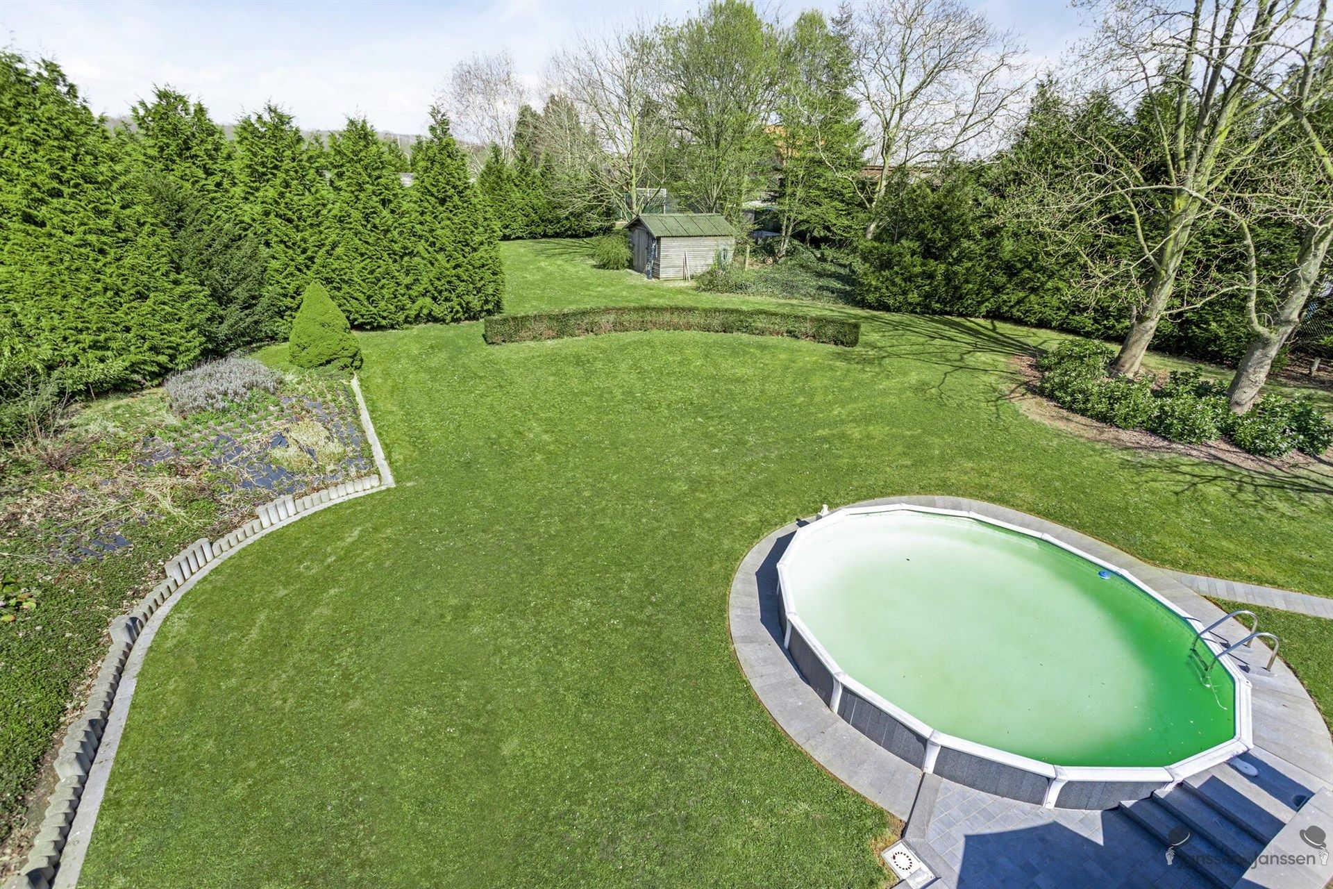 Prachtige landelijke villa met ruime opslagmogelijkheden. foto 7
