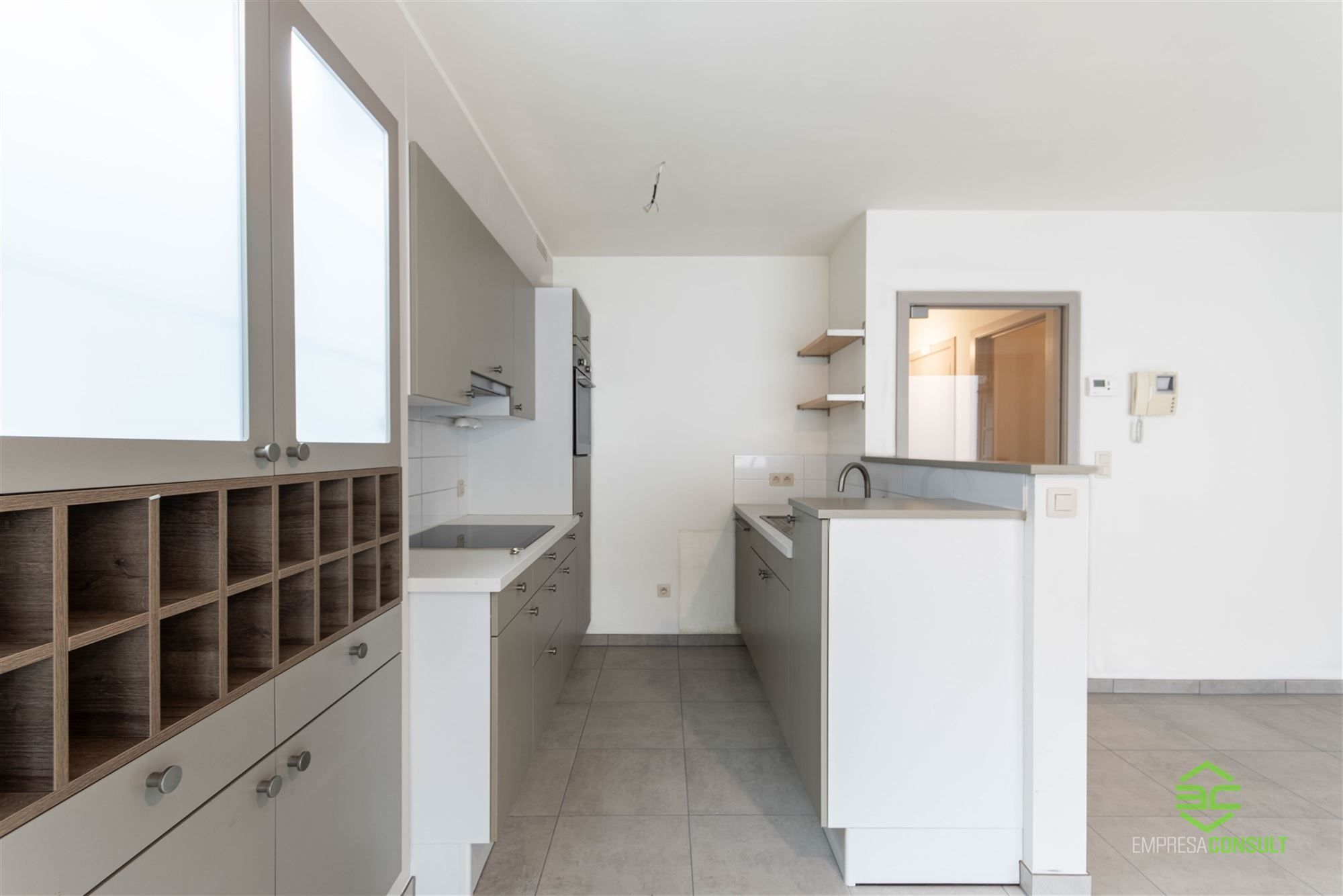 Instapklaar appartement met 2 slpk, in het centrum foto 6