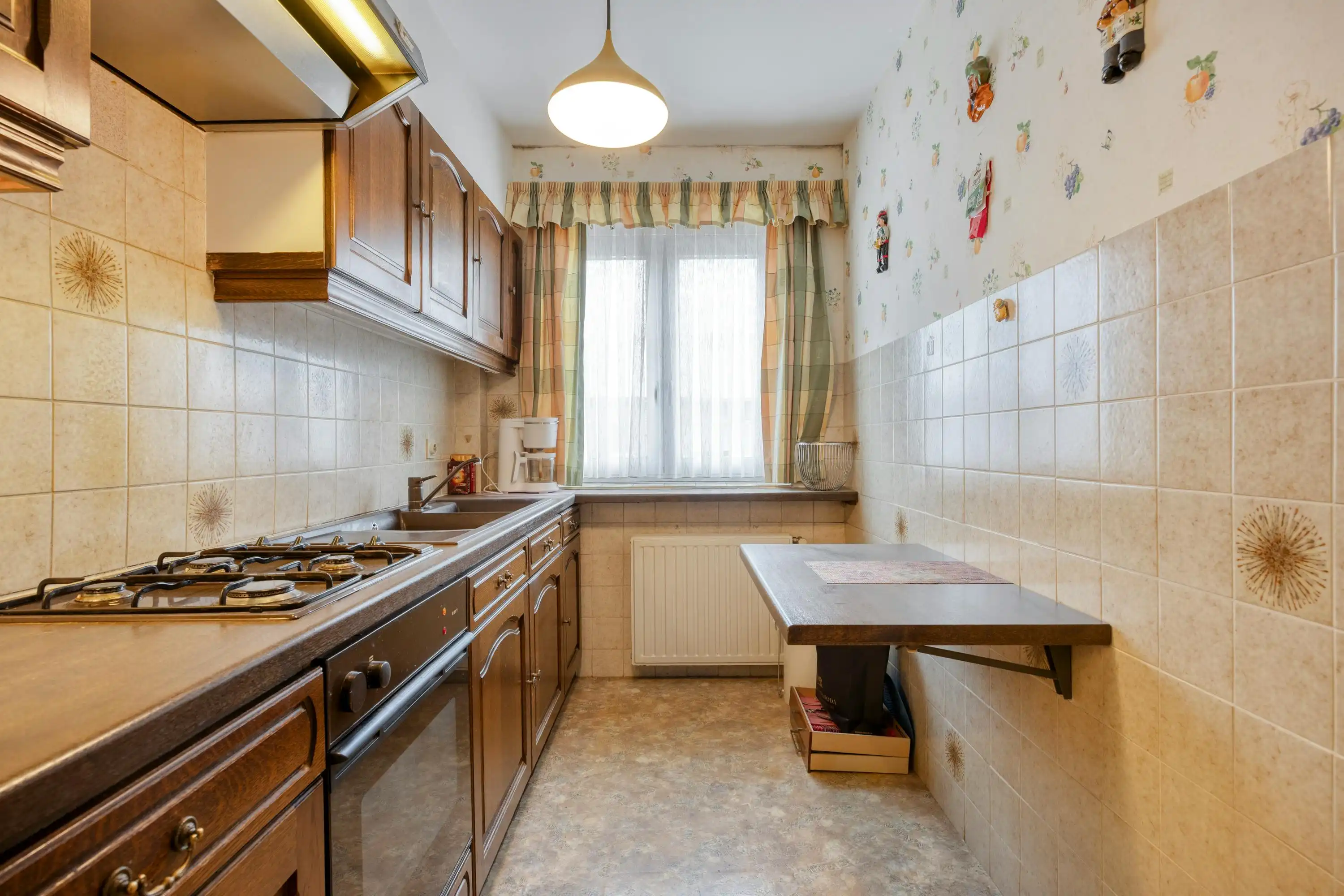 Appartement met 2 slaapkamers, garage en tuin in Deurne! foto 11
