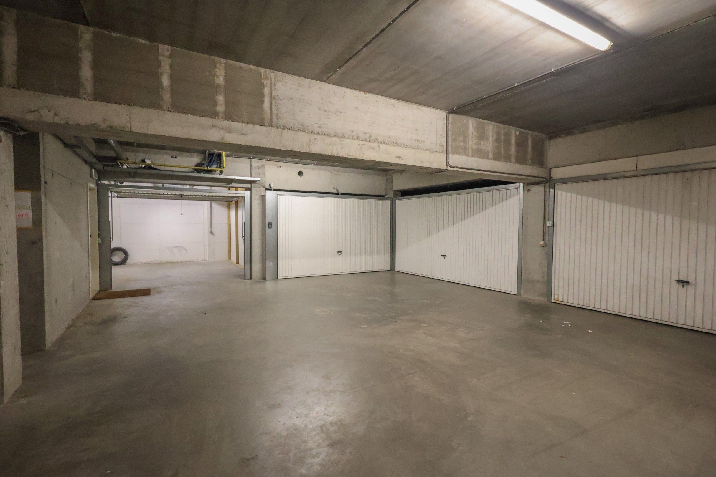 Goed gelegen garagebox in Oostduinkerke-bad foto 3