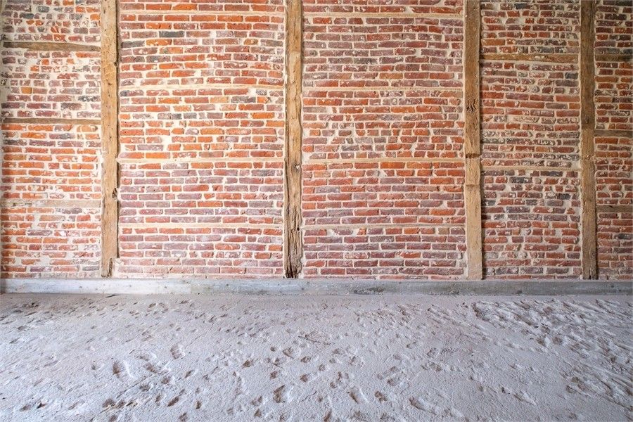 KNAP HANDELSPAND MET VEEL MOGELIJKHEDEN IN HET STADSCENTRUM VAN SINT-TRUIDEN foto 6