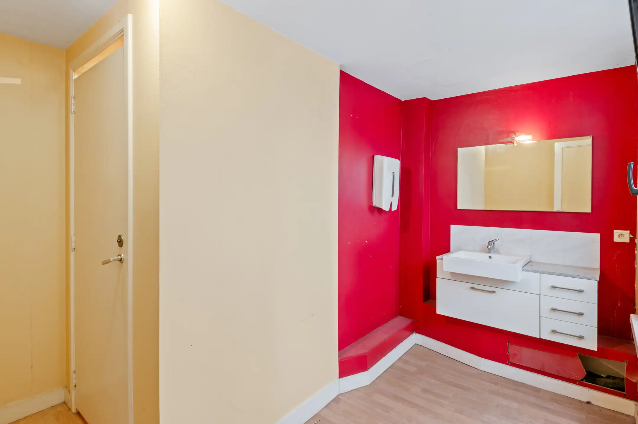 Dubbele handelswoning foto 3