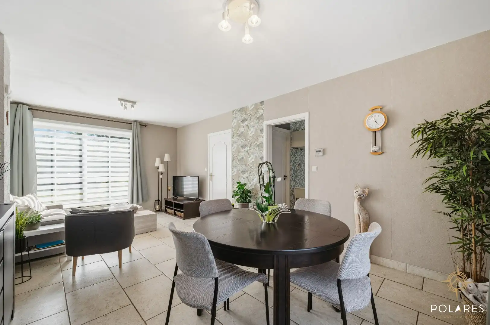 Instapklare halfopen bebouwing met veel privacy op een rustige locatie! foto 8
