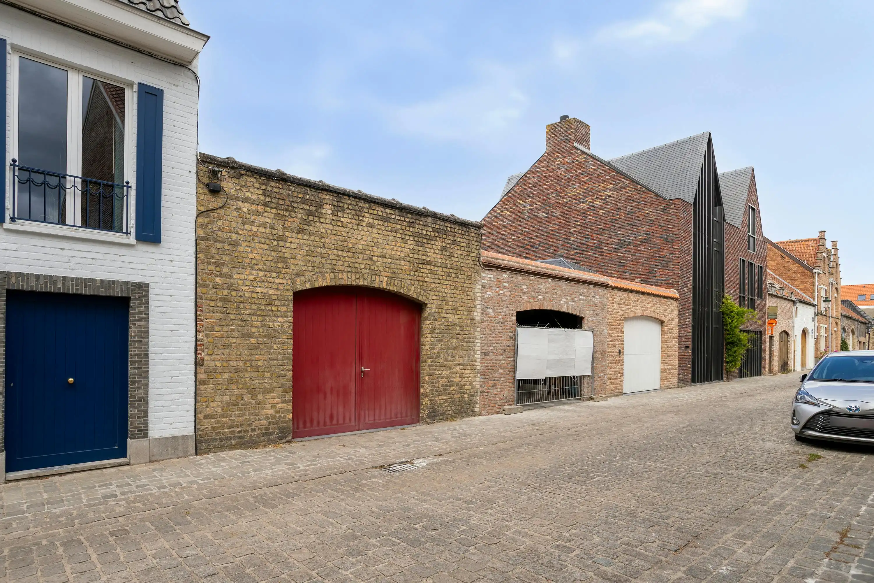 Charmant herenhuis te koop in Brugge foto 14