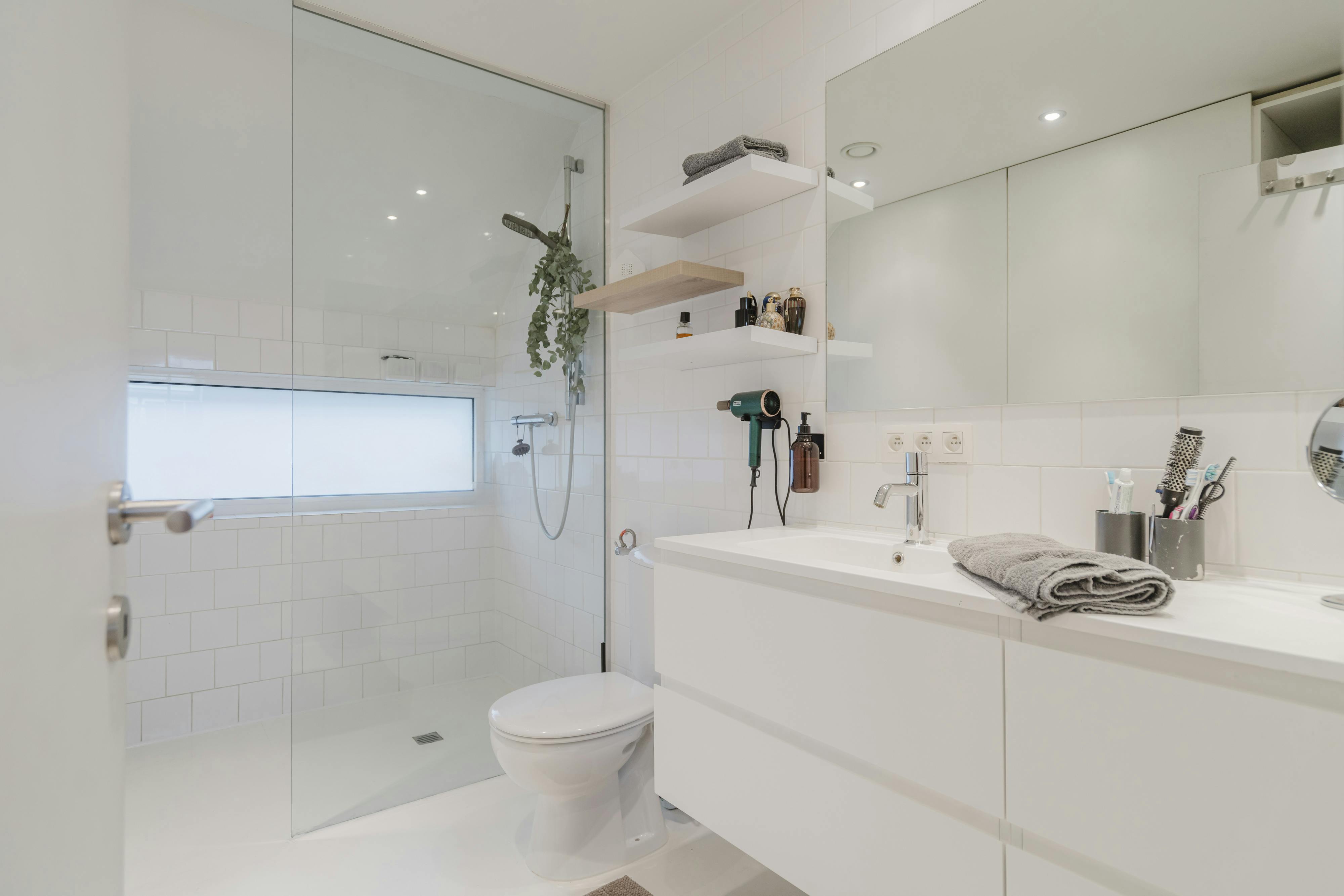 Recent modern huis te koop in hartje Waregem foto 26