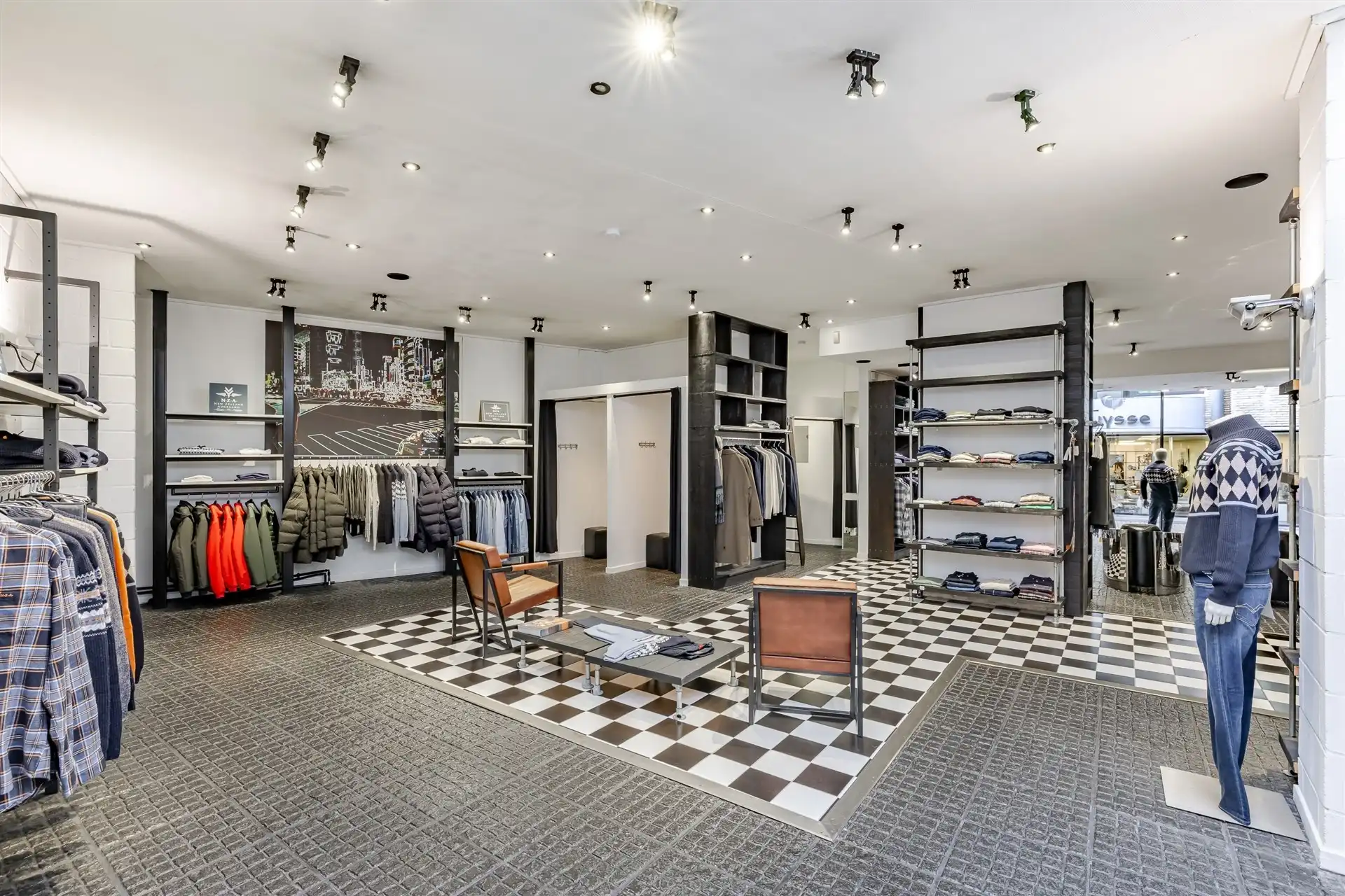 Prachtig winkelpand met duplex op groot perceel foto 7