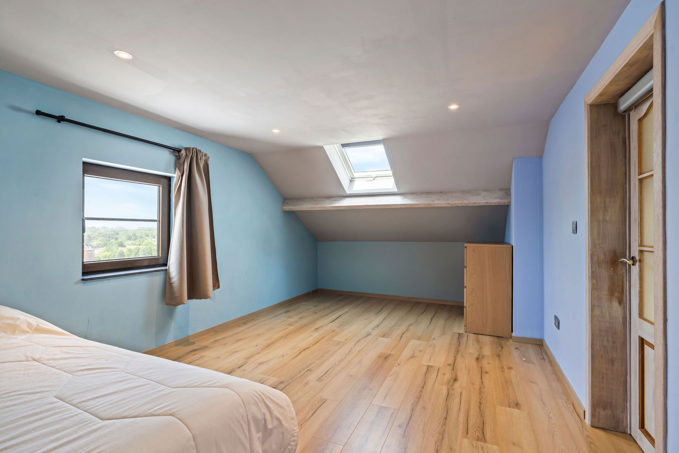 Rme woning 5 slpk met loods en prachtig zicht over Herne foto 18