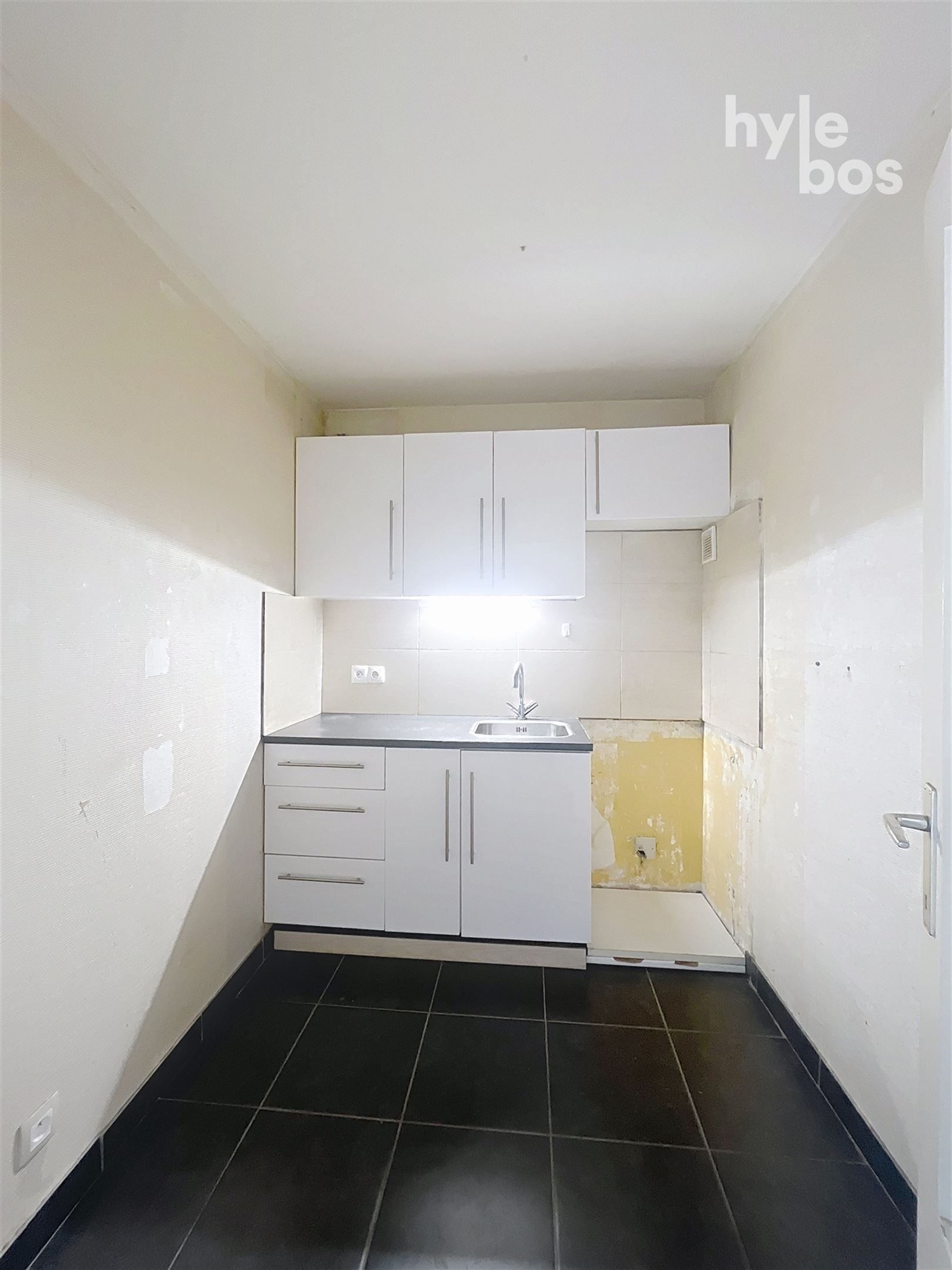 Centraal gelegen 2 slaapkamer appartement foto 5