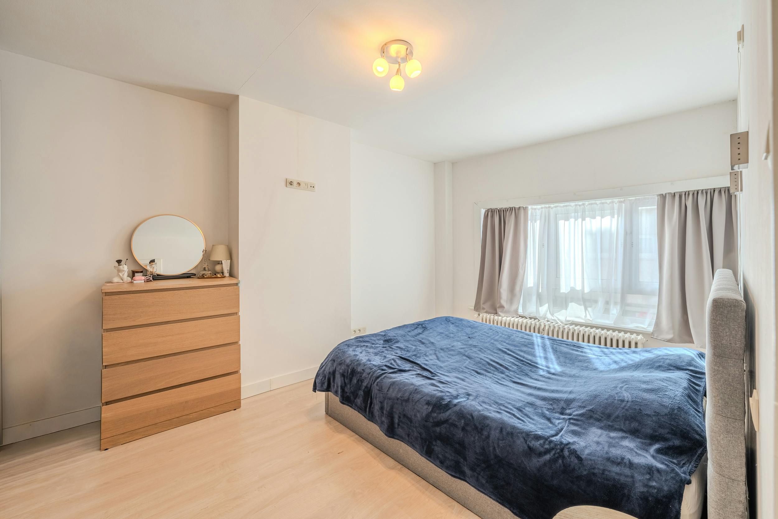 Instapklaar 2-slaapkamerappartement in centrum Oostende foto 10