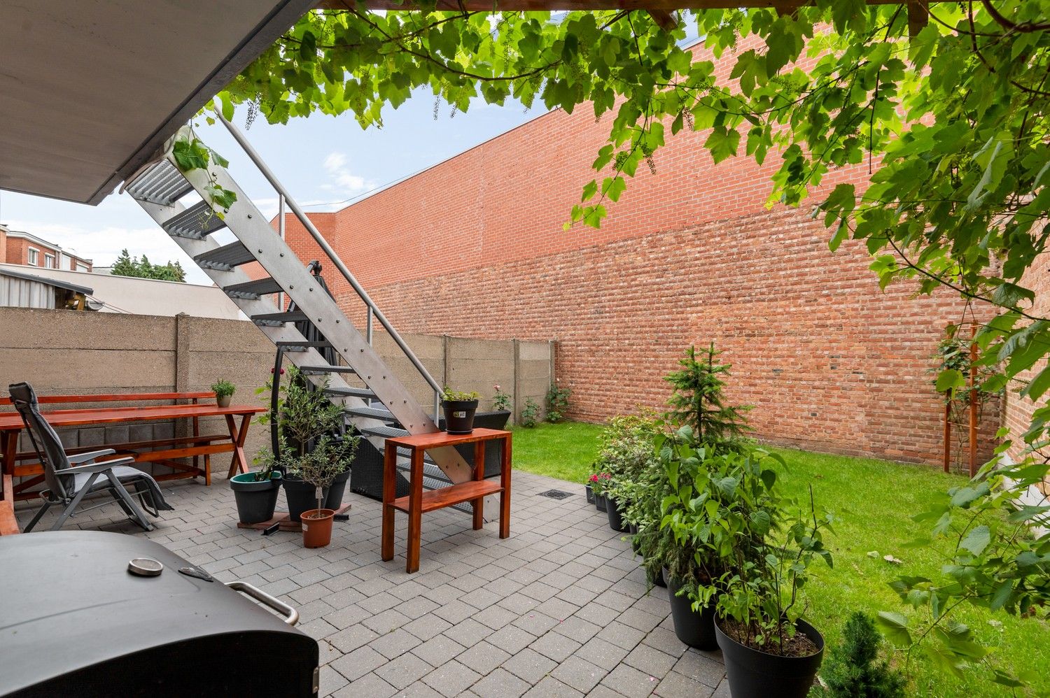 Instapklaar appartement met 3 slaapkamers, mooi terras, tuin en garagebox op toplocatie in Borgerhout! foto 16