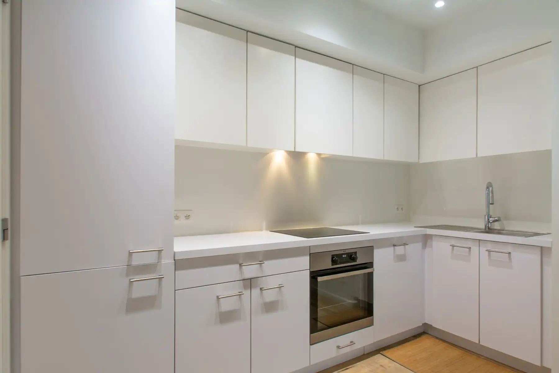 Lichtrijk 1 slpk app. met groot terras foto 11