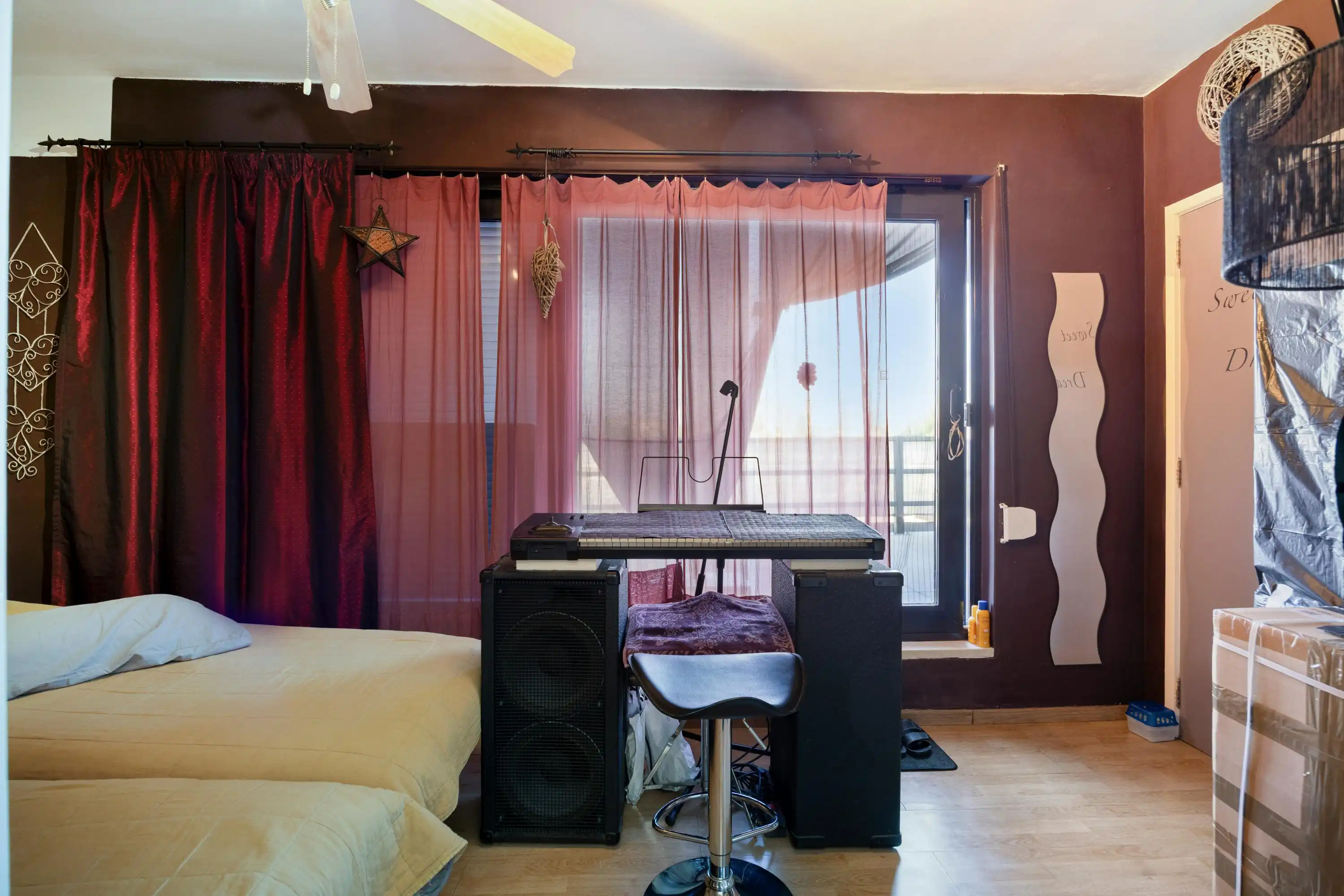 Lichtrijk dakappartement met terras te koop in Merksem foto 10