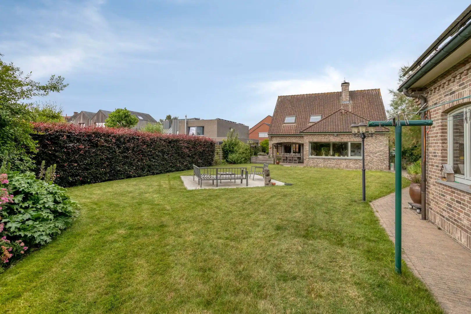 Prachtige, uiterst verzorgde villa met oogverblindende tuin op 903 m2! foto 21